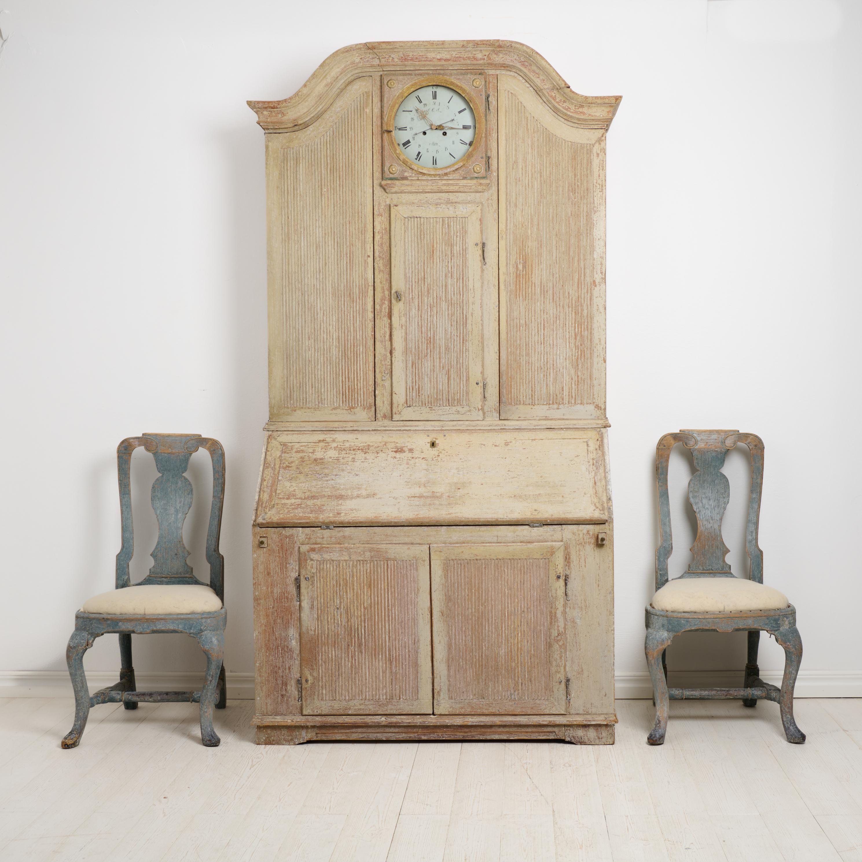19th Century Rare Antique Northern Swedish Secretary Cabinet in Rococo with a Clock For Sale