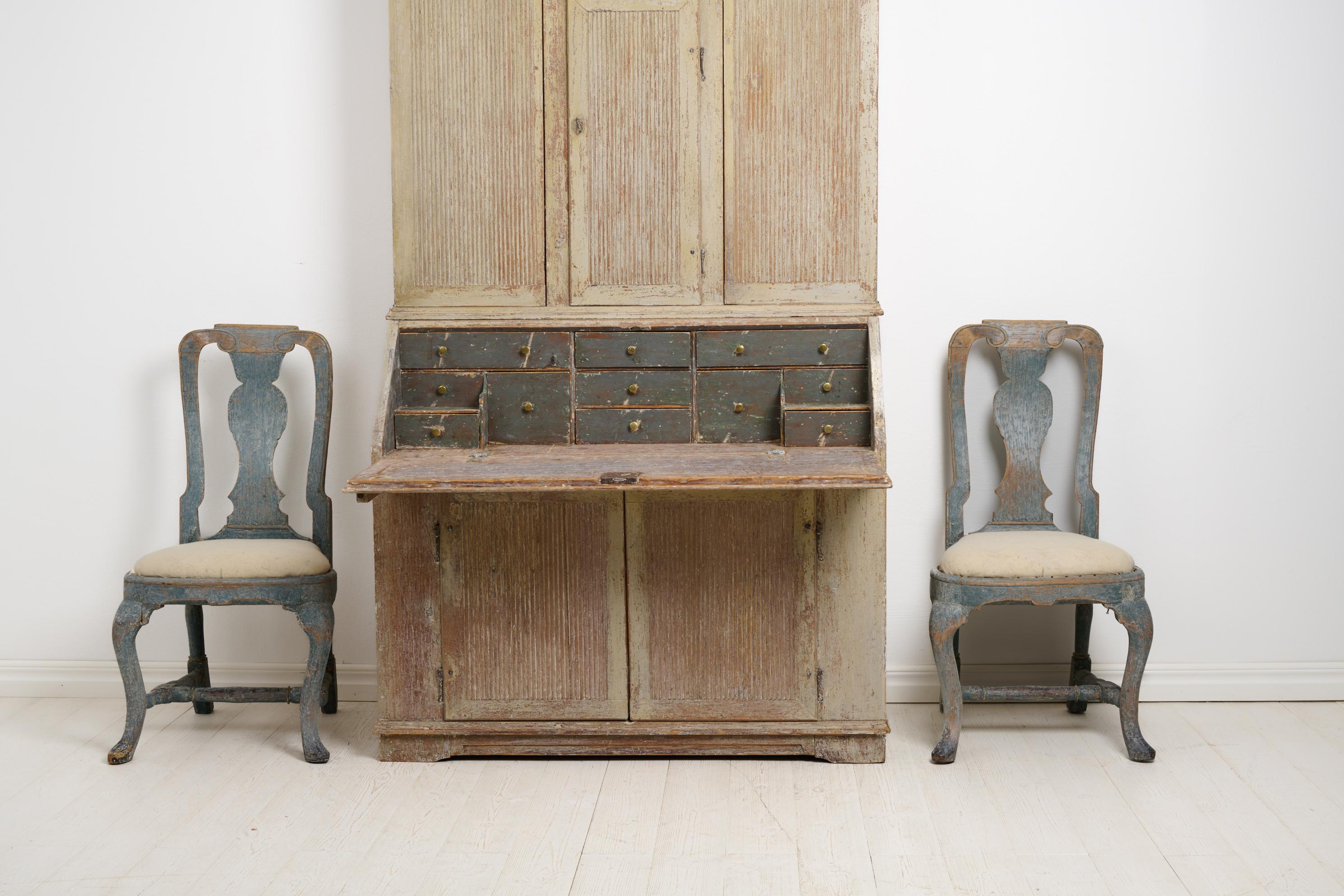 Pine Rare Antique Northern Swedish Secretary Cabinet in Rococo with a Clock For Sale