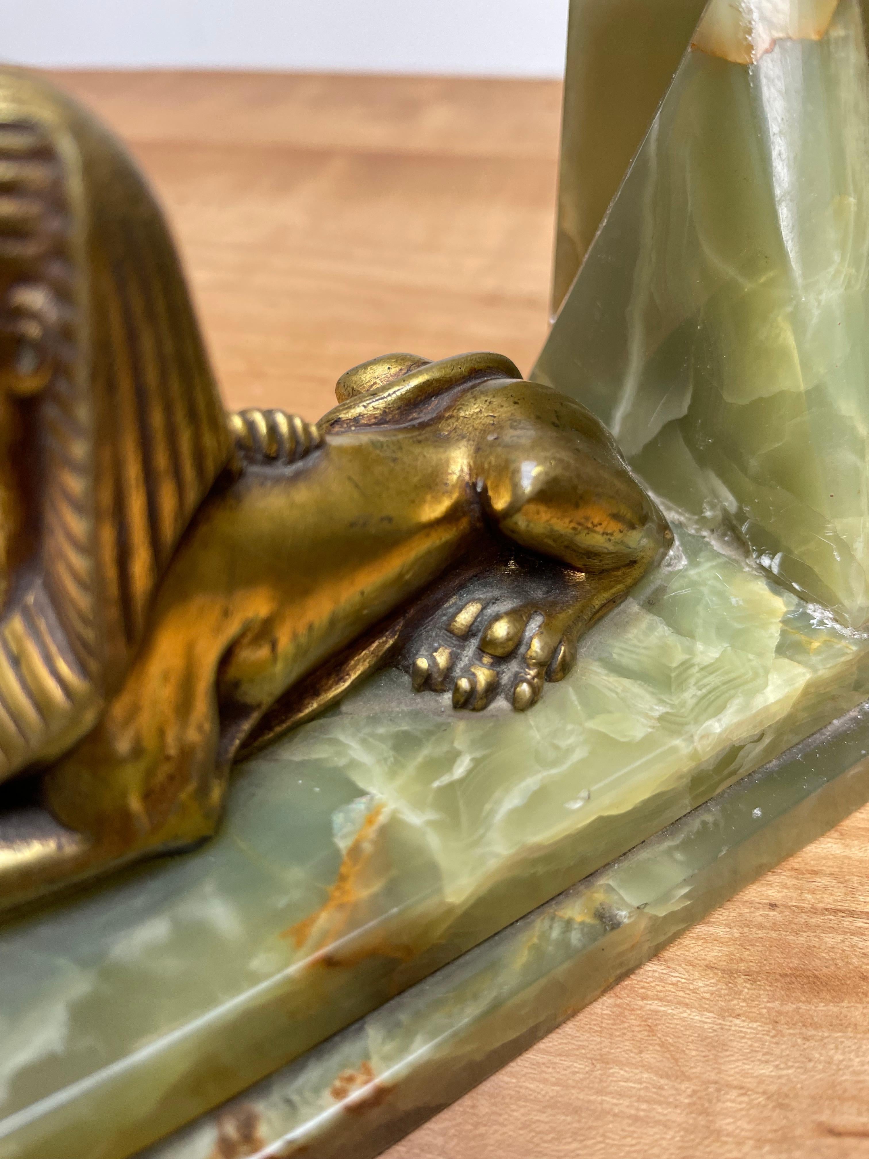 Rare Antique Pair of Art Deco Bookends Egyptian Revival Bronze Sphinx Sculptures For Sale 1