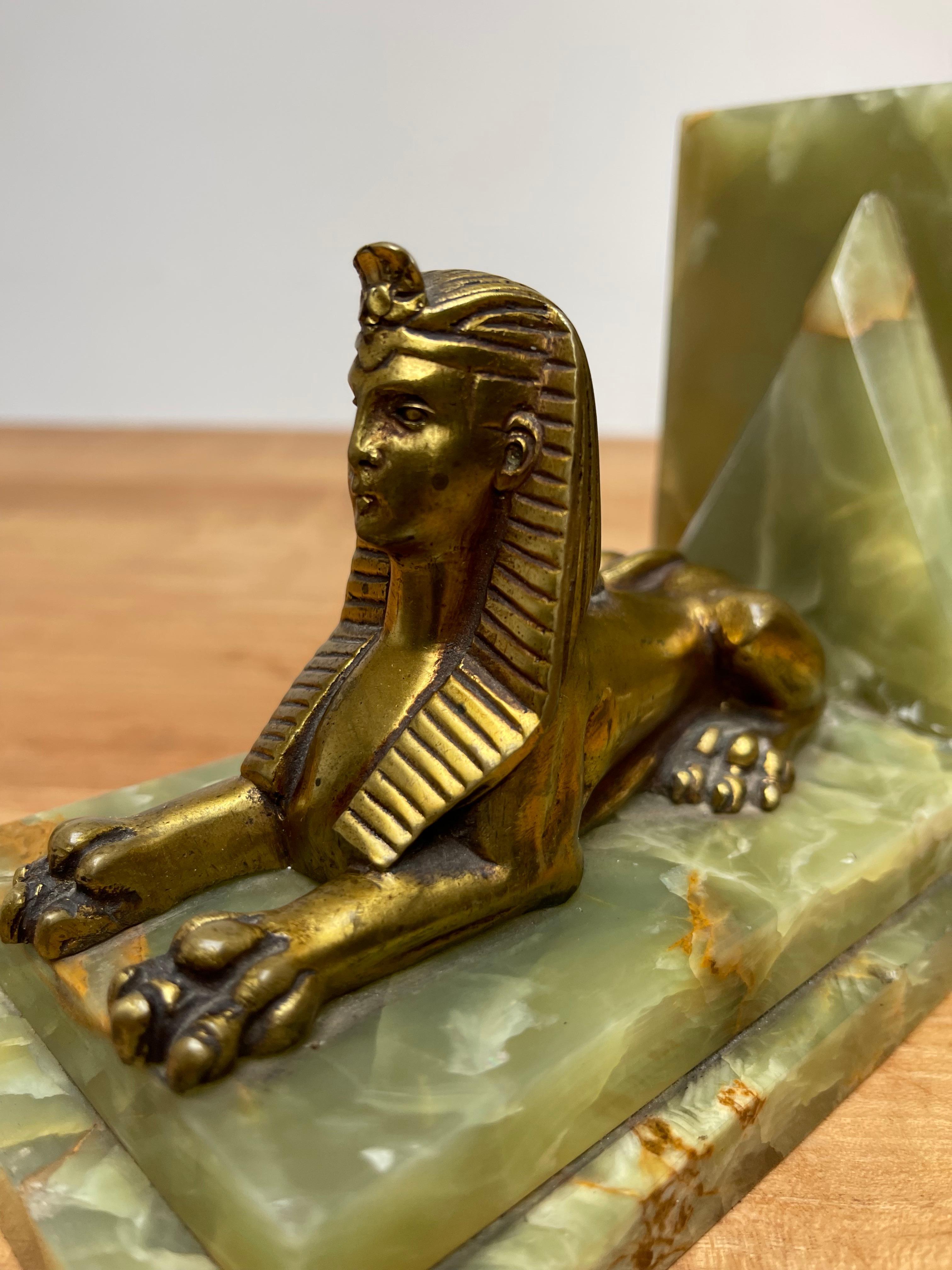 Rare Antique Pair of Art Deco Bookends Egyptian Revival Bronze Sphinx Sculptures For Sale 2