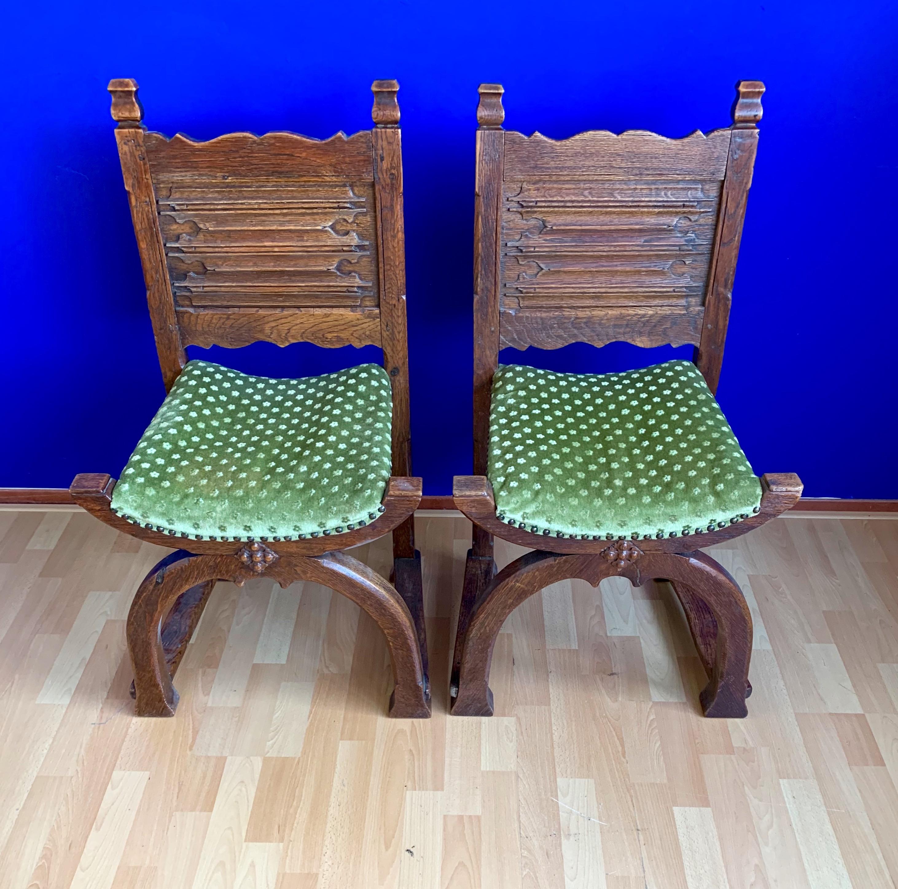 Rare Antique Pair of Gothic Revival and Medieval Style Cloister or Church Chairs For Sale 9