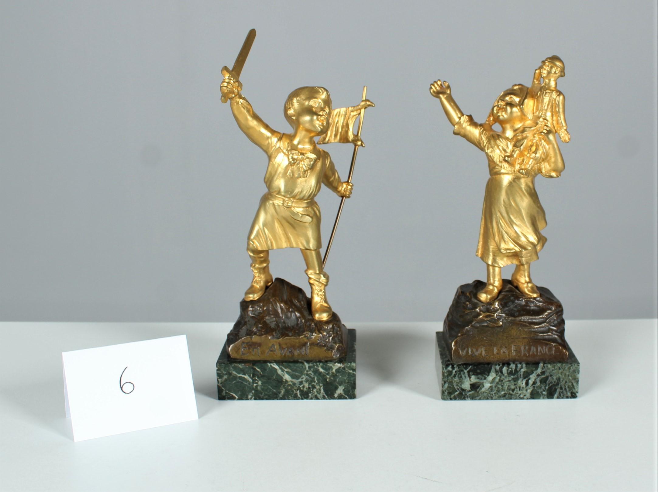 Rare paire de sculptures anciennes en bronze, Dorée, Vive La France, signée G. Flamend Bon état - En vente à Greven, DE