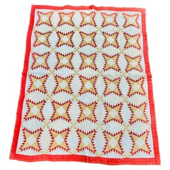 Seltene antike Steppdecke aus Kiefernholz mit Knotenmuster, handgesteppt aus türkisroter Baumwolle, um 1880