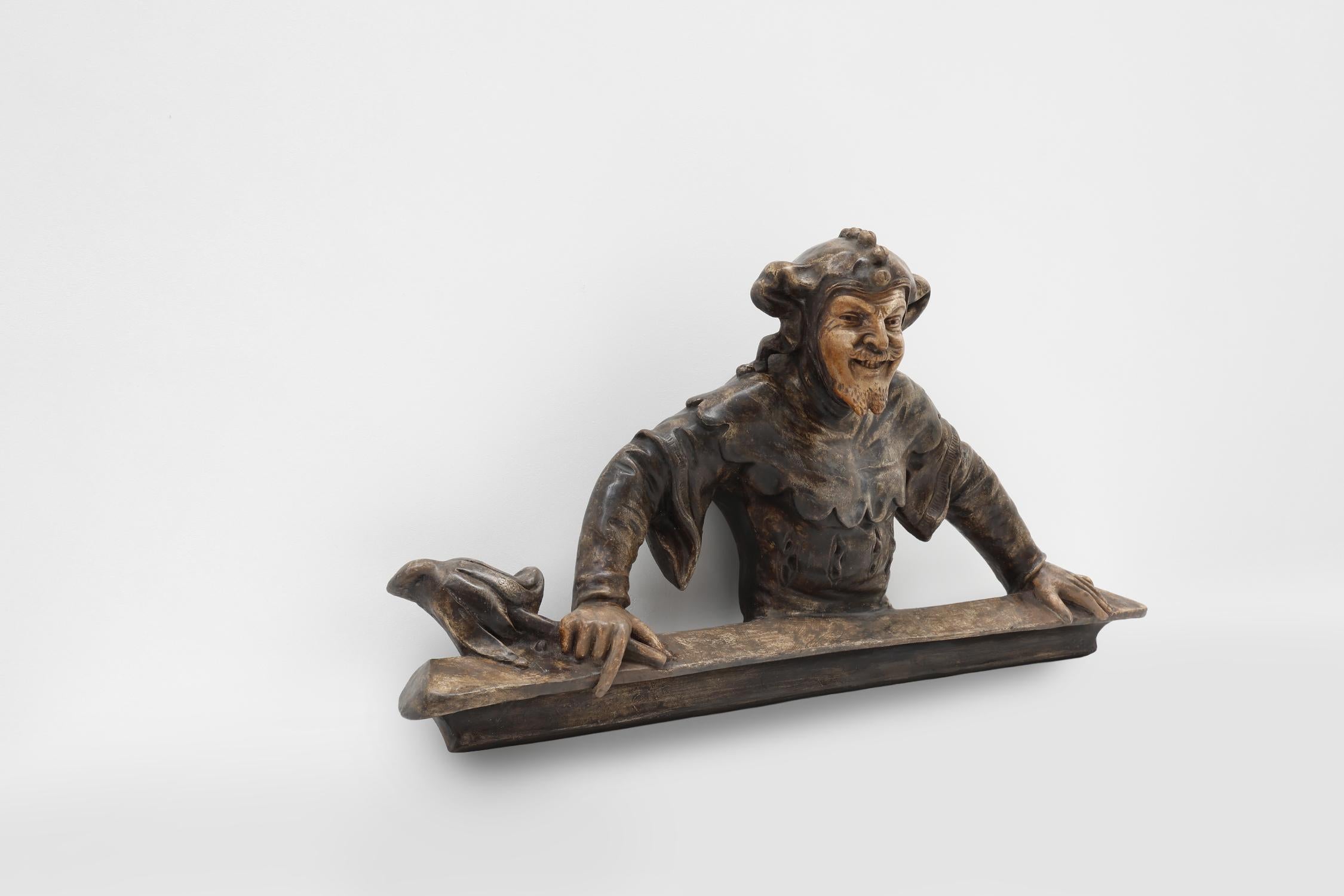 Plâtre Rare statue ou sculpture ancienne en plâtre d'un bouffon ou d'un farceur, France ca. 1880 en vente
