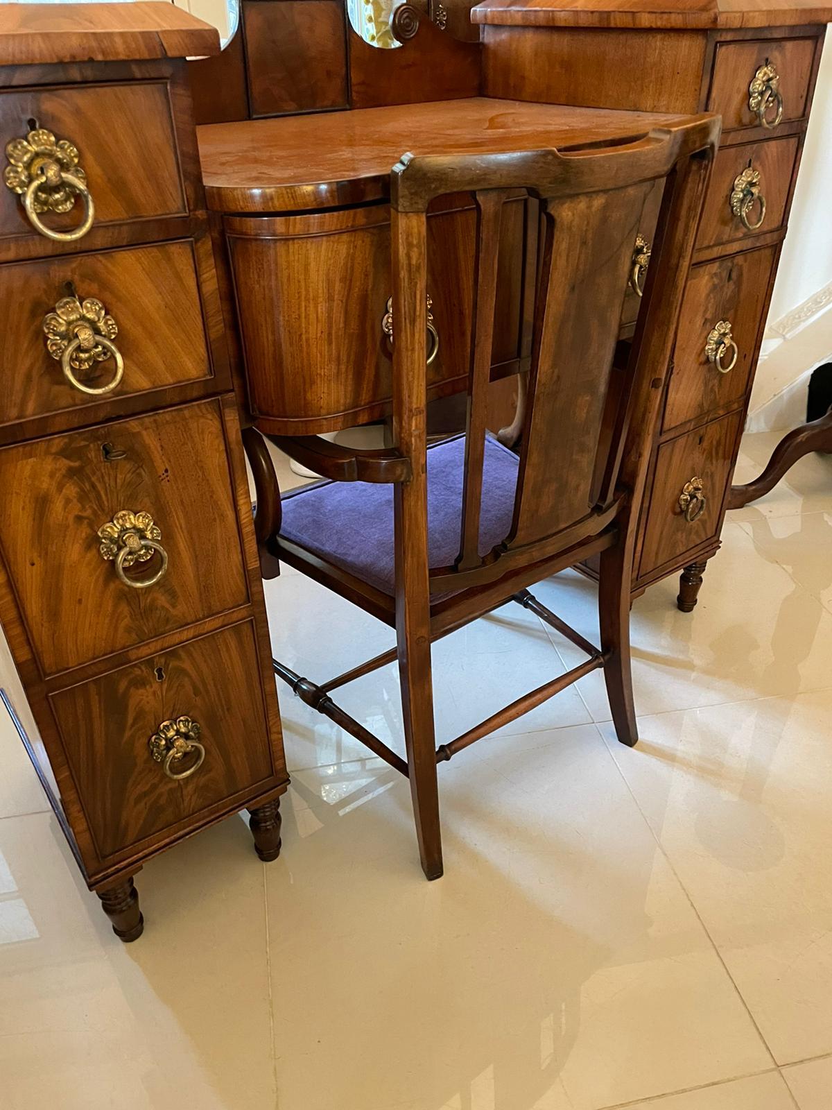 Seltenes antikes Sekretär-Sideboard aus Mahagoni in Regency-Qualität im Zustand „Gut“ im Angebot in Suffolk, GB