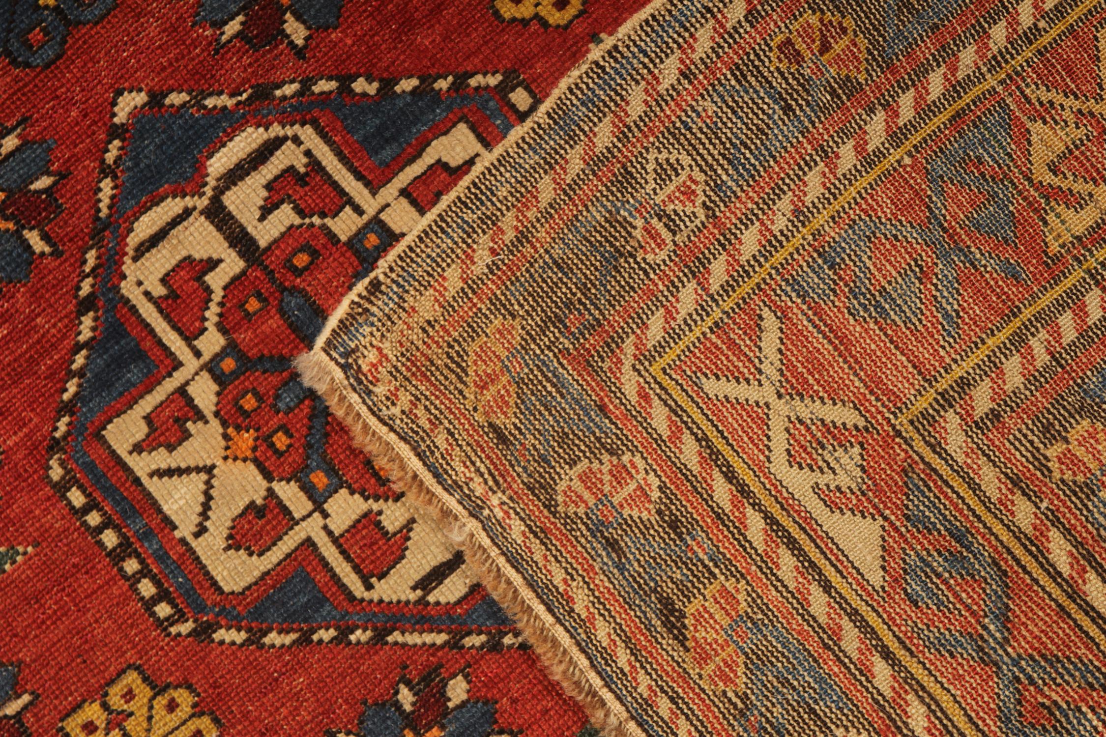 Rare Antique Rug Caucasian Medallion Rug Handmade Carpet Shirvan Area Rug In Excellent Condition In Hampshire, GB