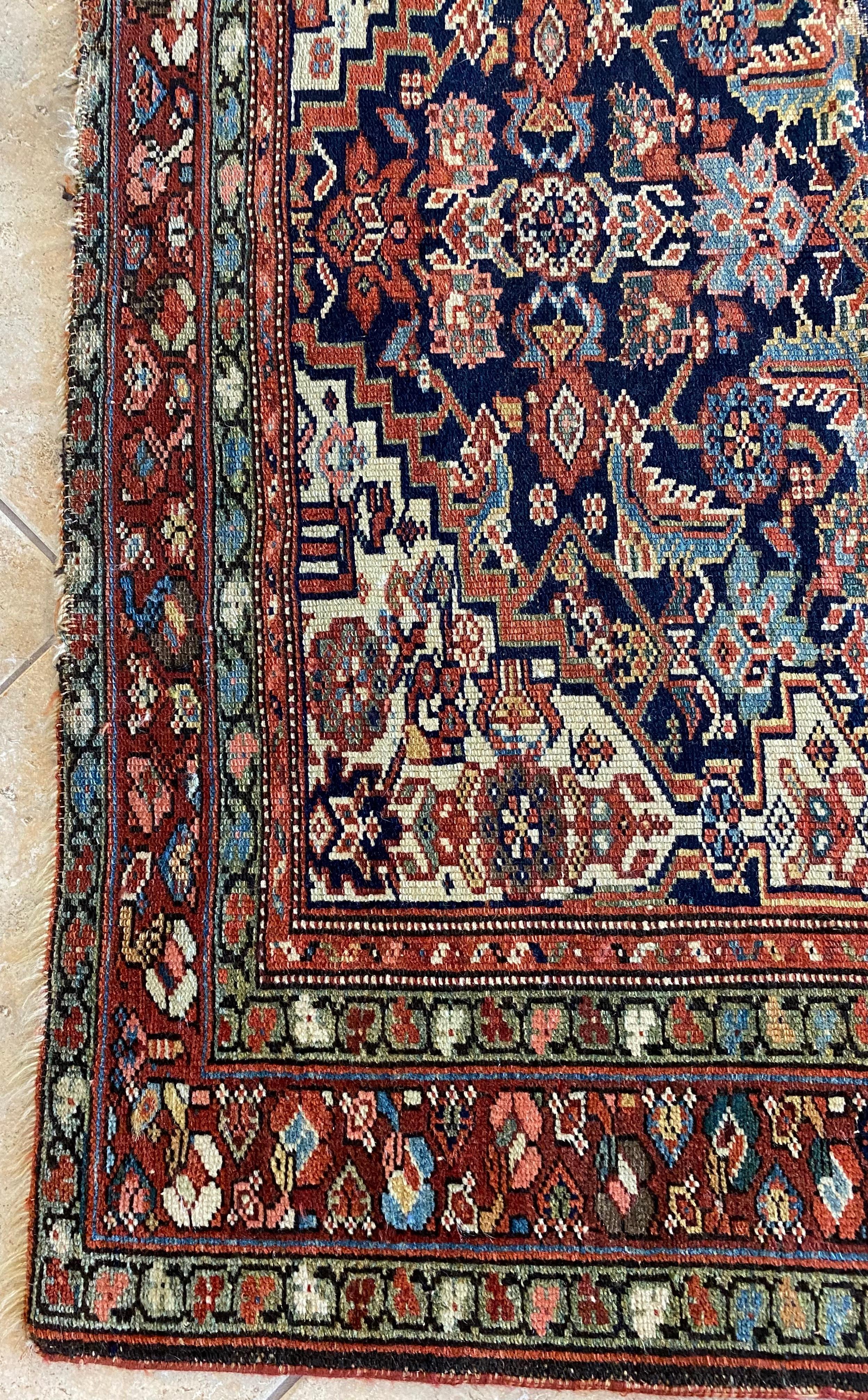 Handgewebter seltener antiker Läufer Teppich Langer traditioneller Orientteppich Läufer aus Wolle im Angebot 2