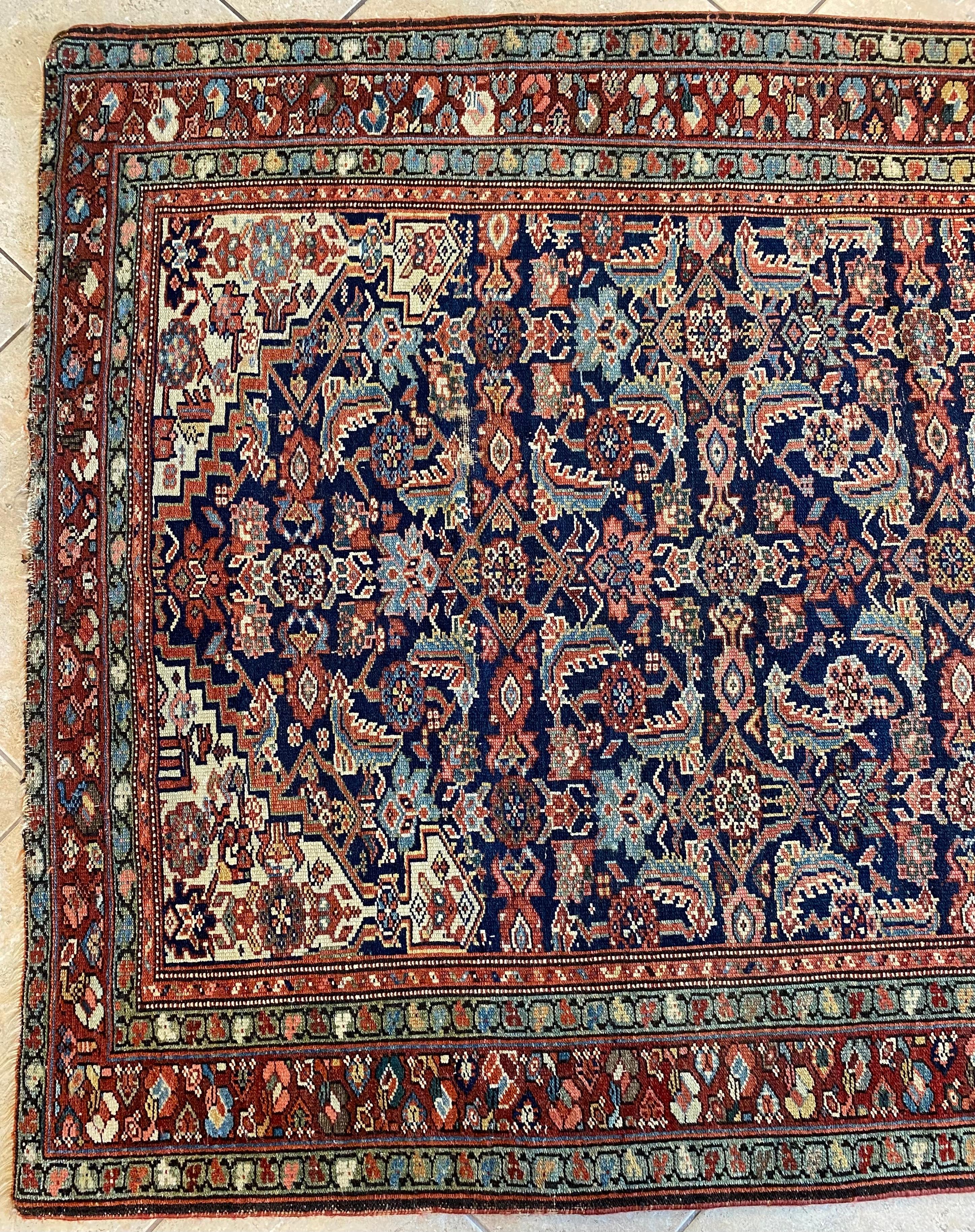 Handgewebter seltener antiker Läufer Teppich Langer traditioneller Orientteppich Läufer aus Wolle im Angebot 3