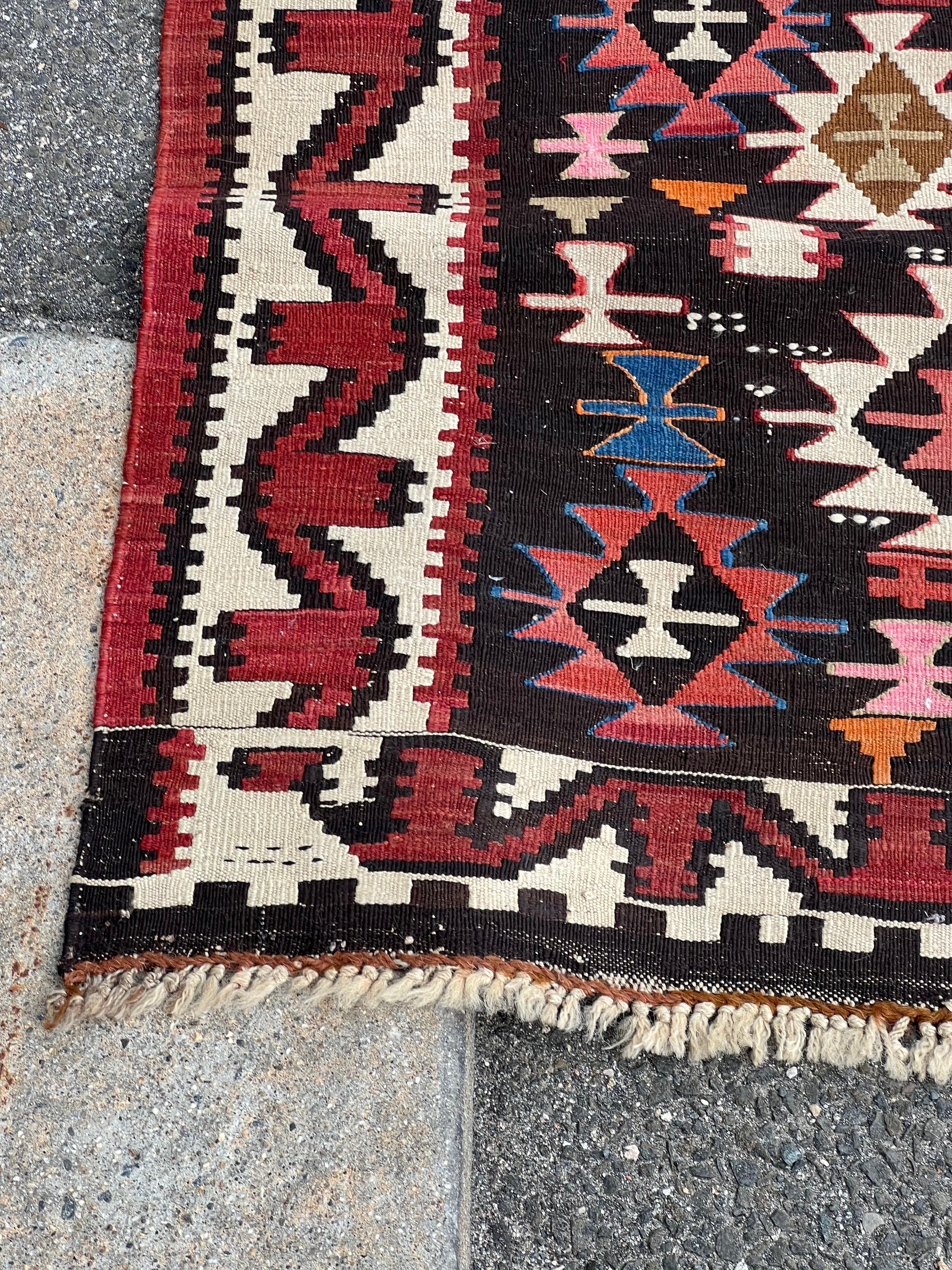 Seltener antiker Shahsevan Azeri Kilim Teppich, c. Spätes 19. Jahrhundert - 5'9 x 12'4 im Angebot 4
