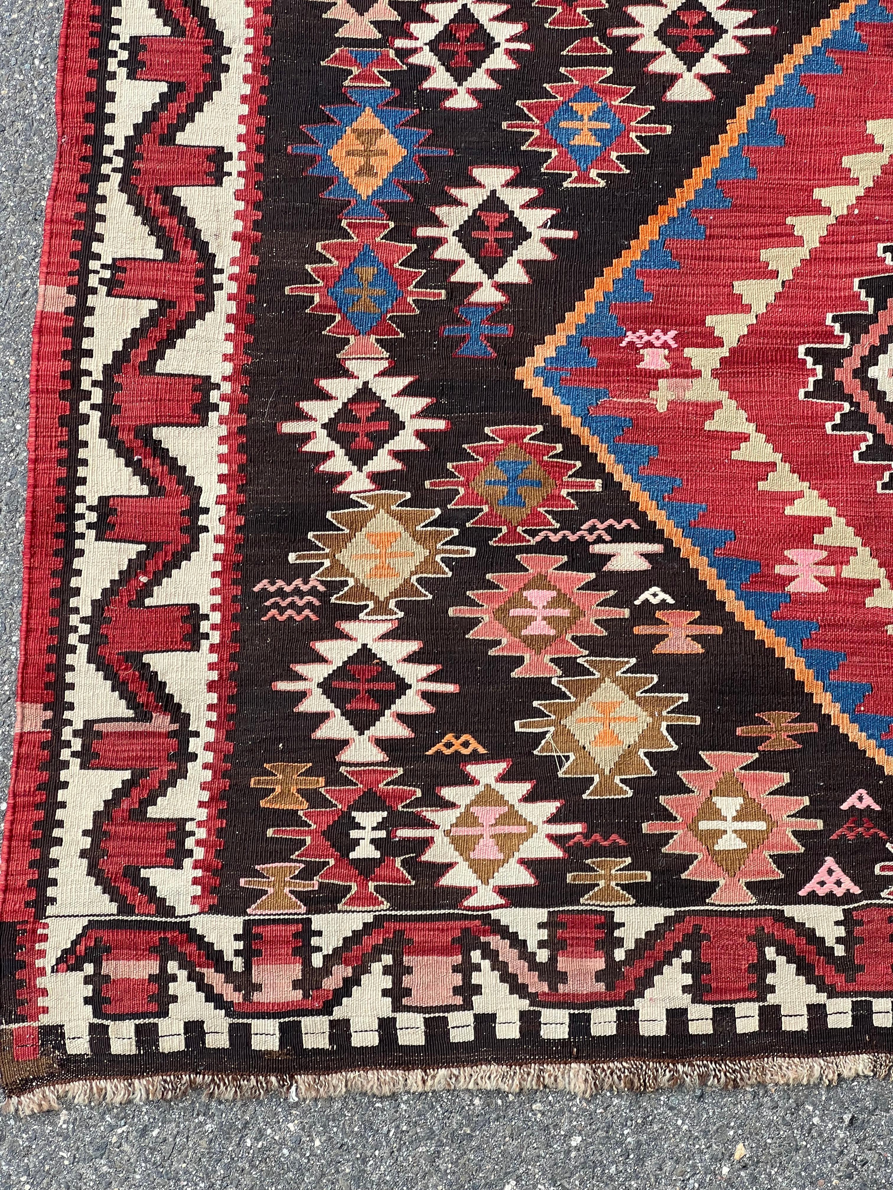 Seltener antiker Shahsevan Azeri Kilim Teppich, c. Spätes 19. Jahrhundert - 5'9 x 12'4 (Persisch) im Angebot