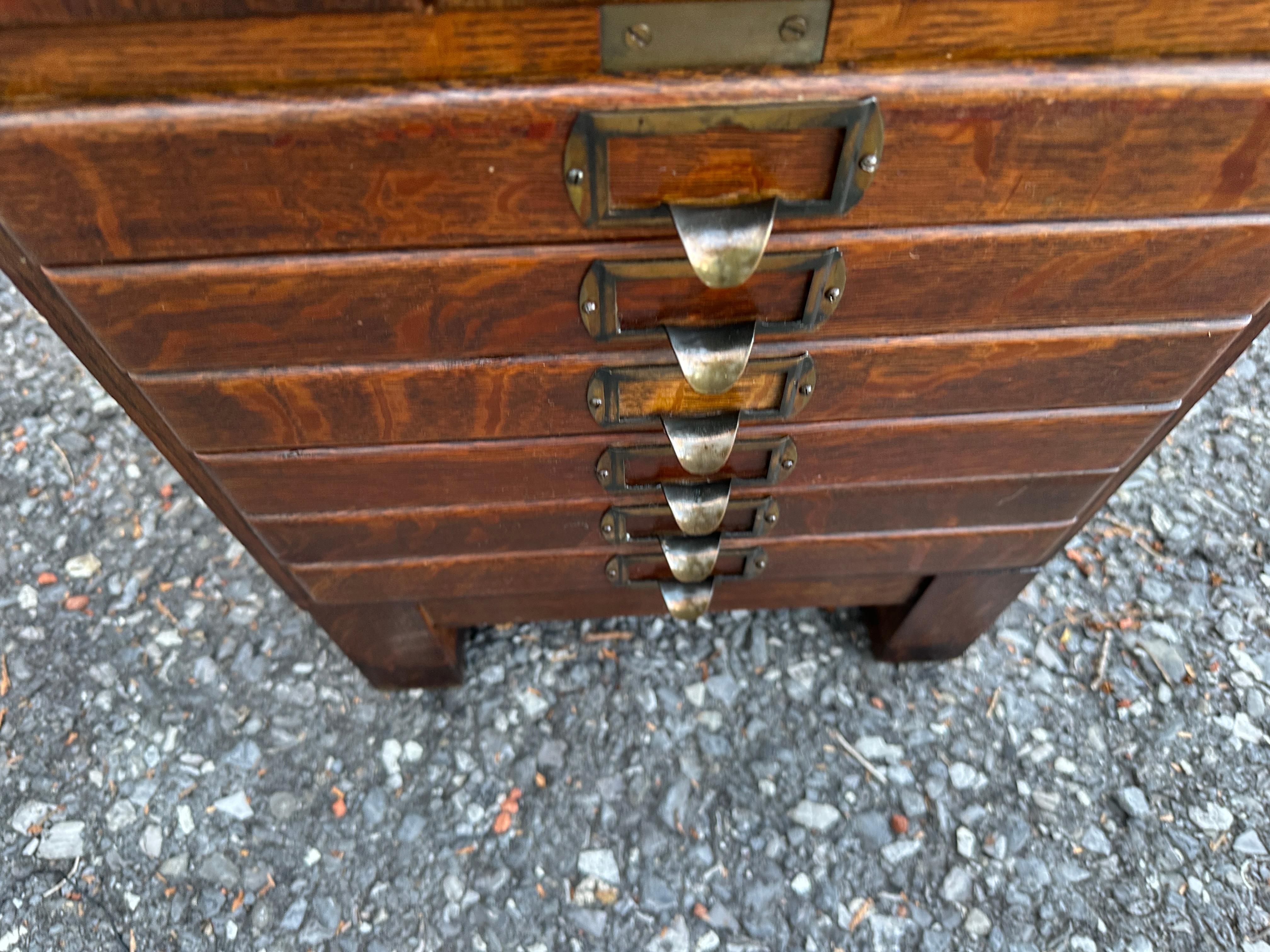 Seltene Antiquitäten   SHAW WALKER   Aktenschrank in voller Größe - W5003            VERKAUF  20% im Angebot 4