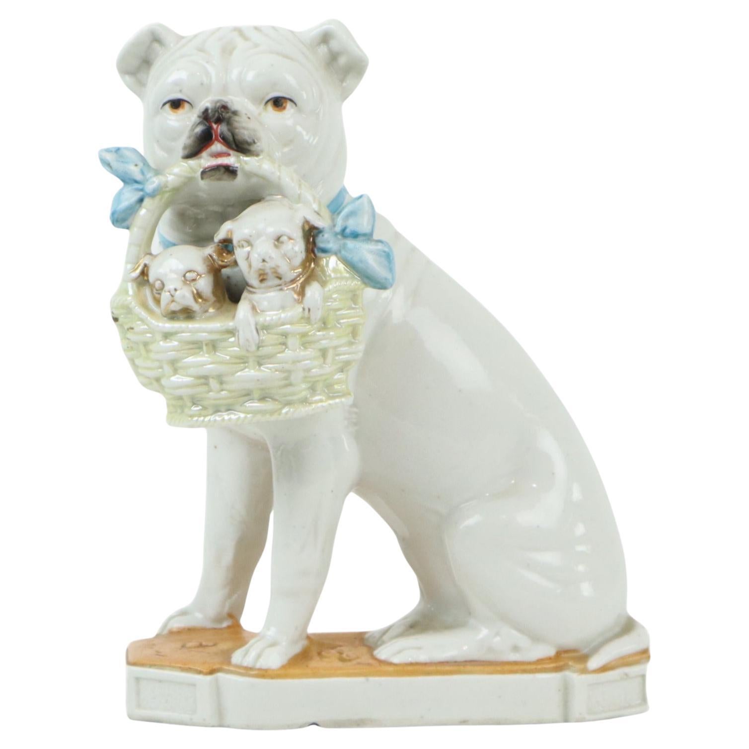 Rara Estatua Antigua Bulldog Pug con Cachorros Art Nouveau Porcelana
