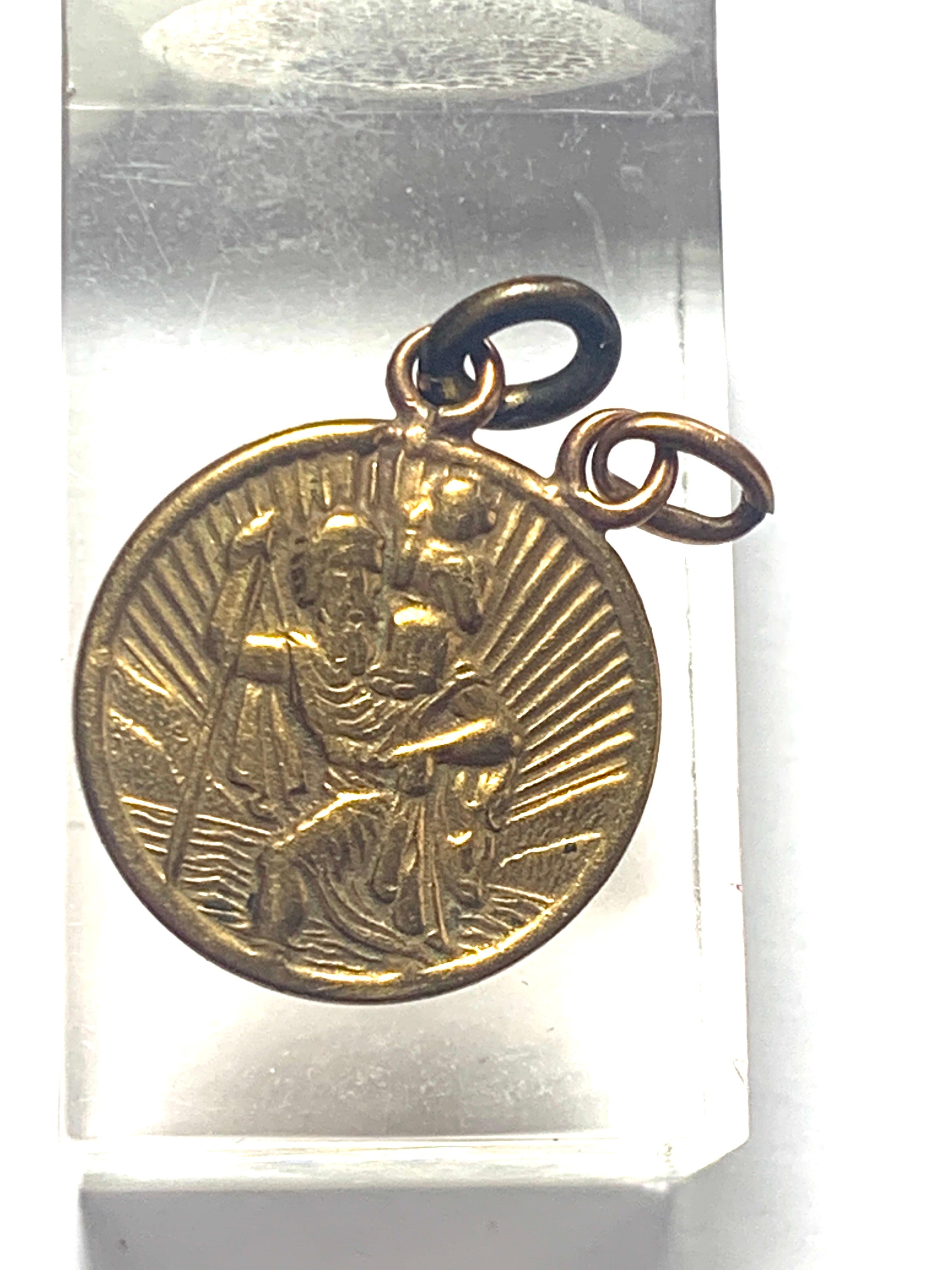 Rare Antique St.Christophers Pendant by Charles Horner of Chester
with double bail - to attach to chain
Full British hallmarks
Circa late 1800s
diameter 19mm

Weight 2.17 grams