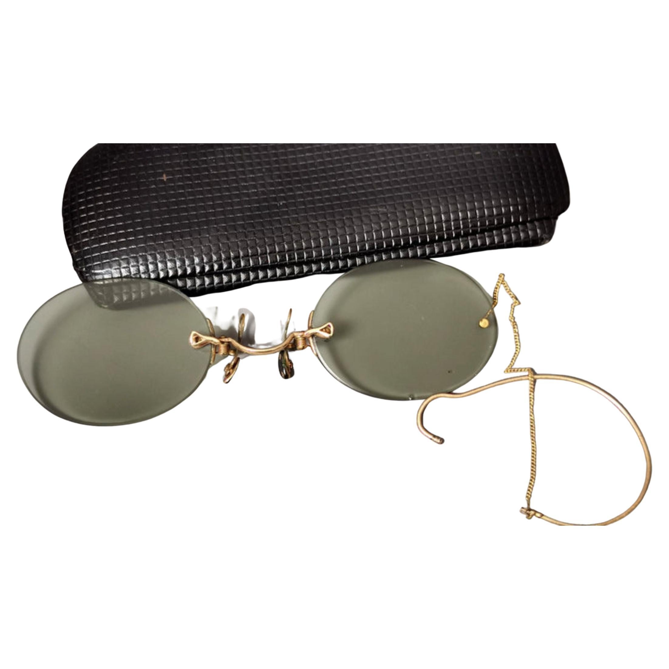 Rare antique sunglasses, 9kt gold, pince nez, cased 