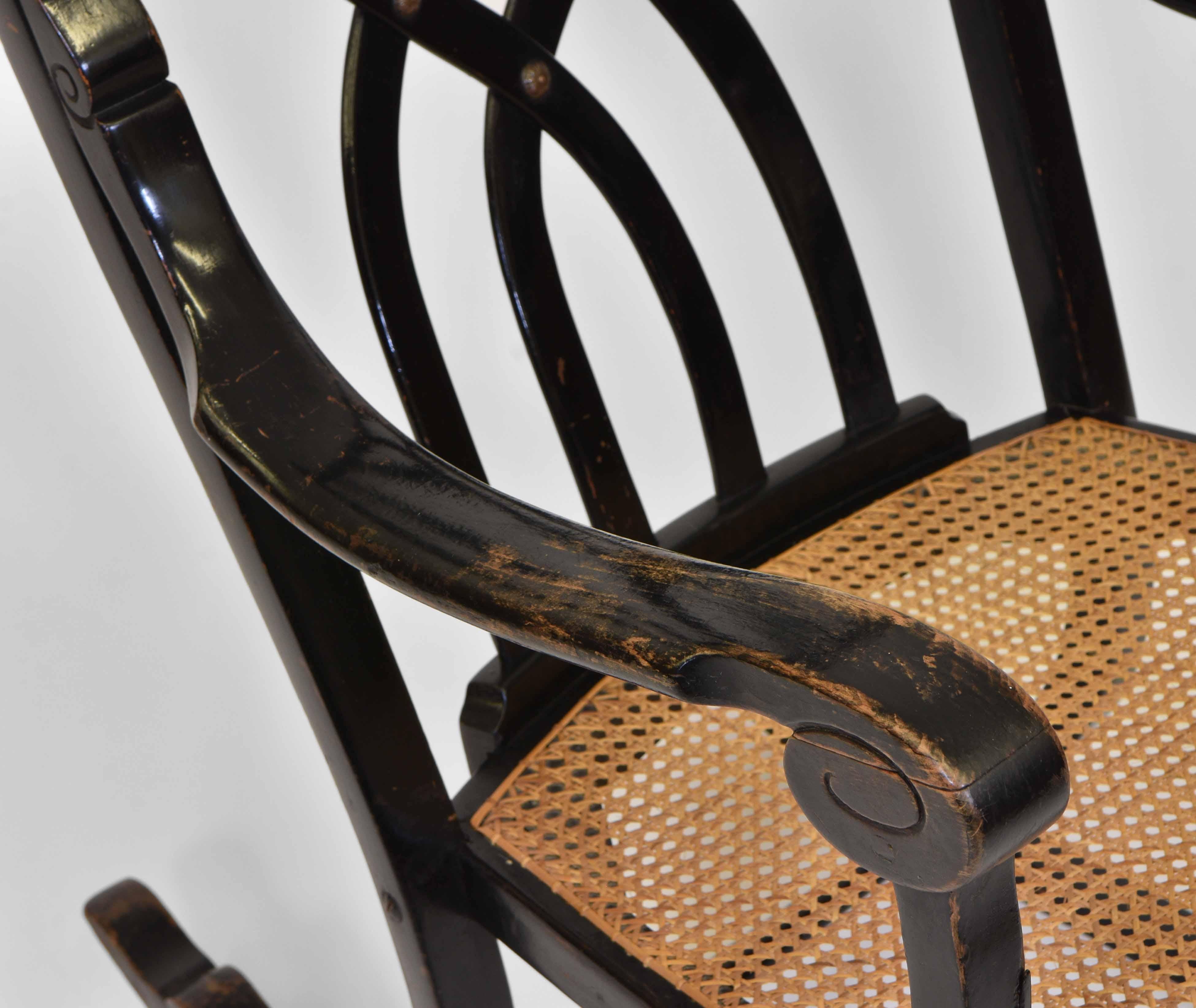Beech Rare Antique Thonet Art Nouveau Swing Rocking Chair 7401