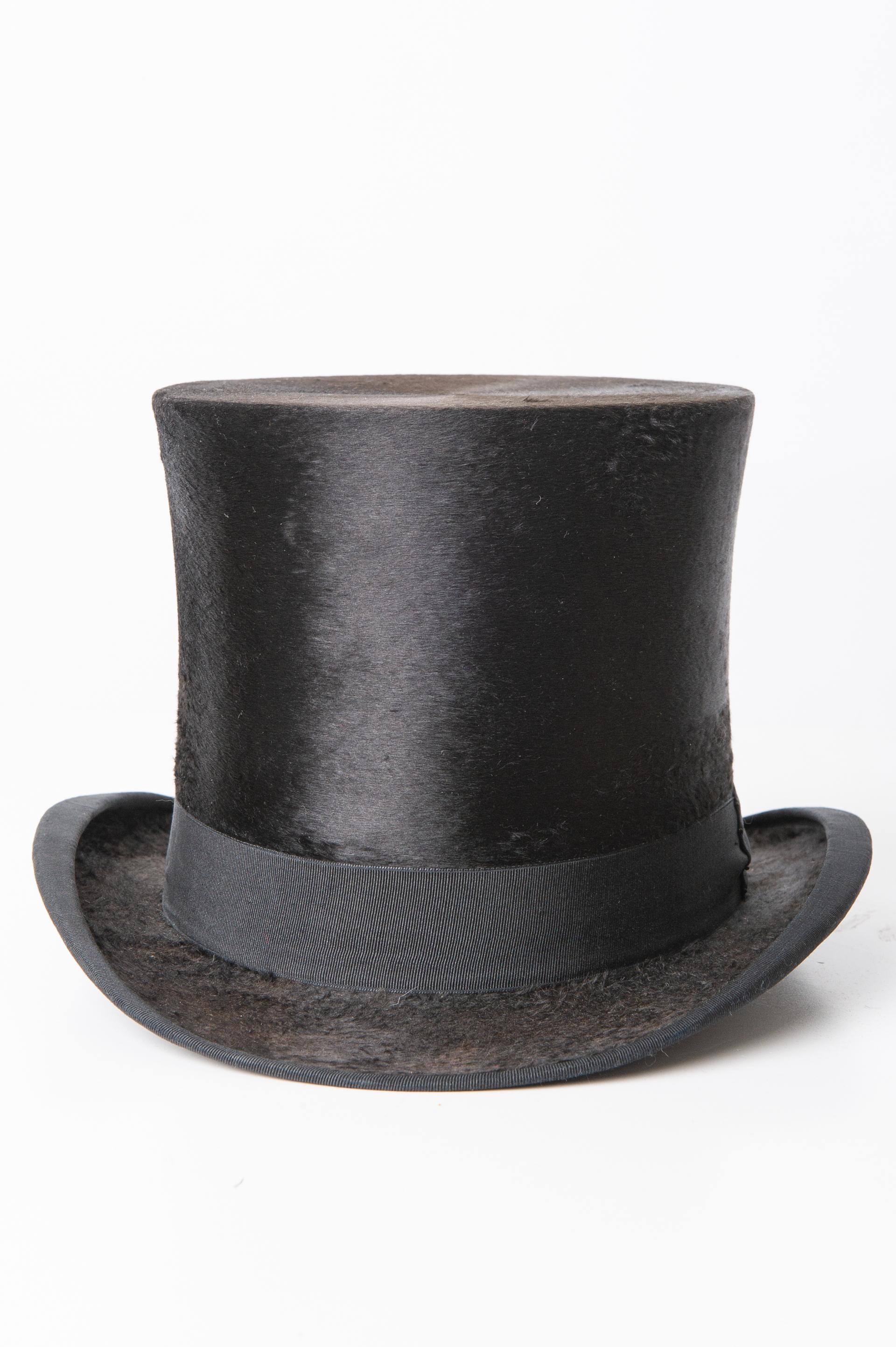Rare Antique Three Top Hats: Incredible Collection (also Individually) In Good Condition For Sale In Alessandria, Piemonte