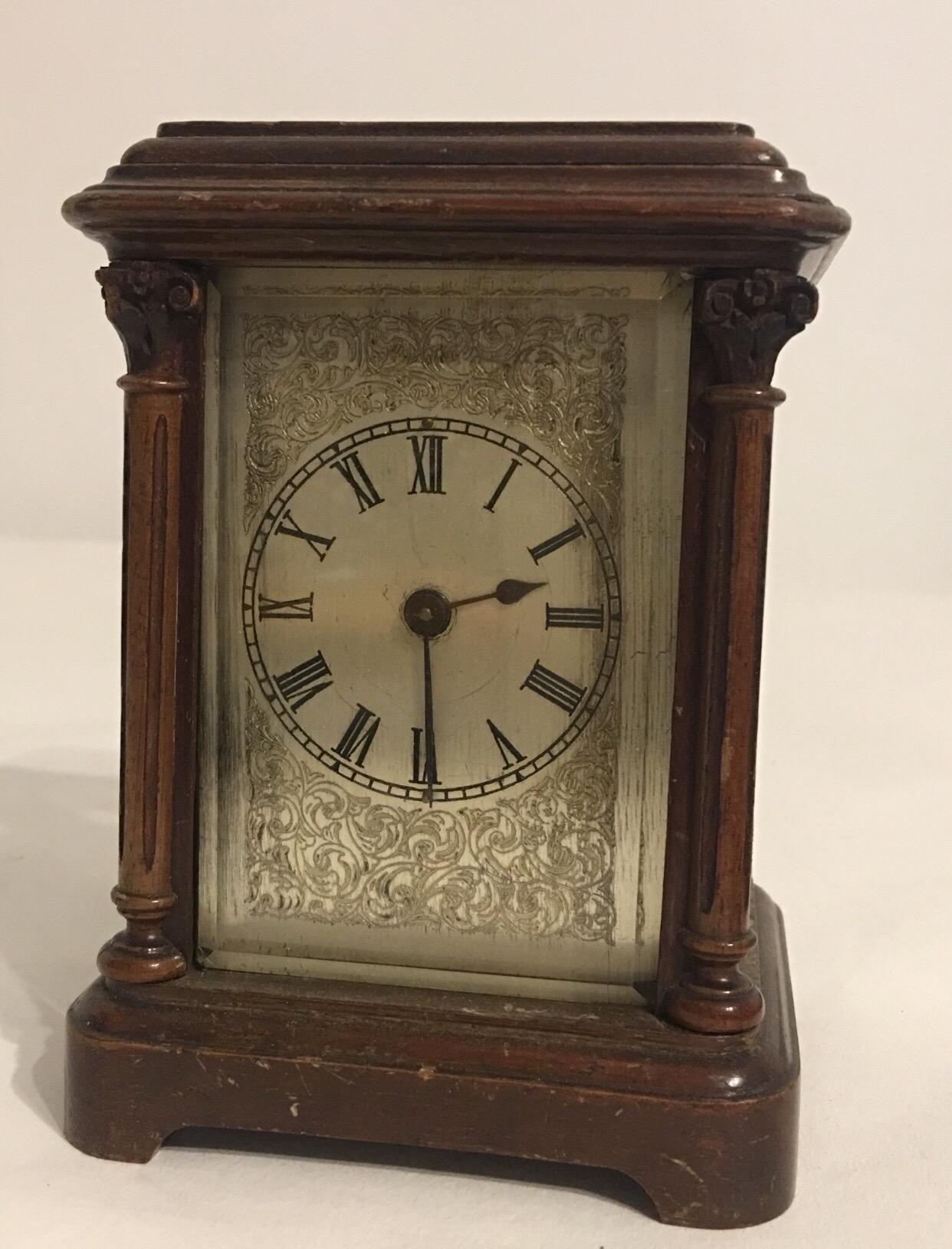 This wooden timepiece carriage clock is working and ticking well however due to its age I cannot guarantee it’s time accuracy.Please study the images carefully as form part of the description.