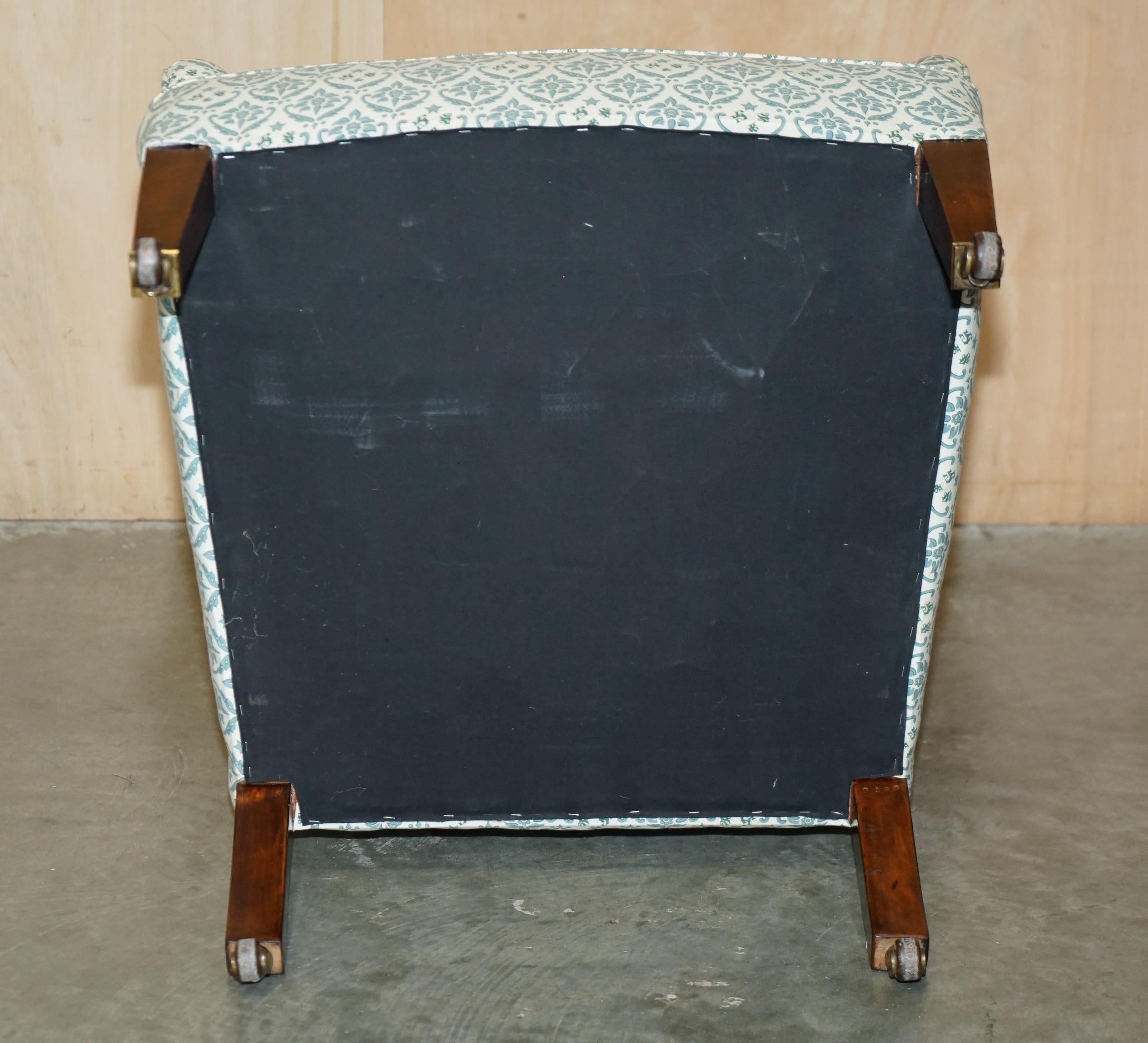 RARE ANTIQUE ViCTORIAN HOWARD & SON'S ARMCHAIR WITH THE ORIGINAL TICKING FABRIC For Sale 9