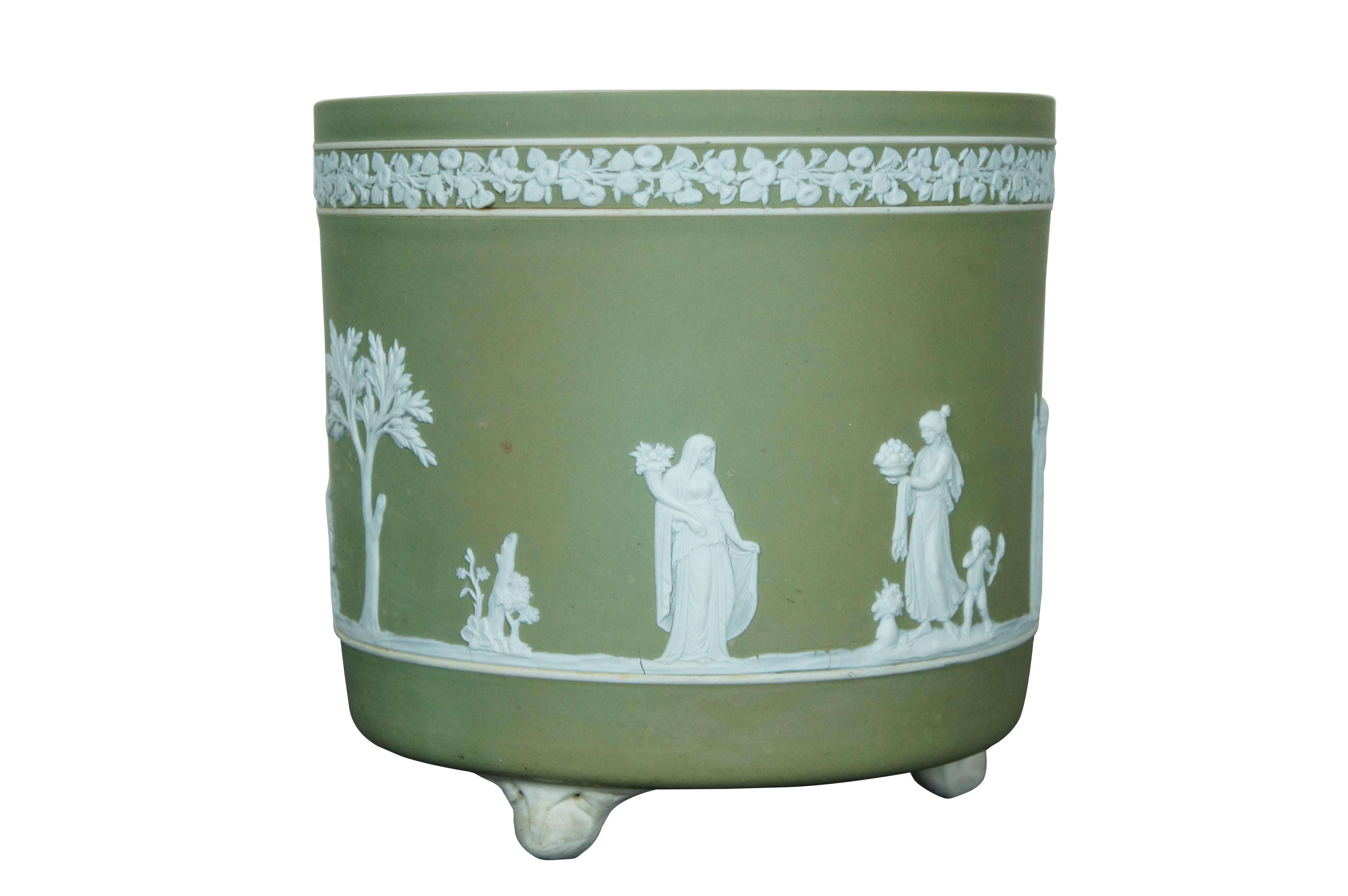 Neoclassical Rare Antique Wedgwood England Green Jasperware Footed Planter Cachepot 8