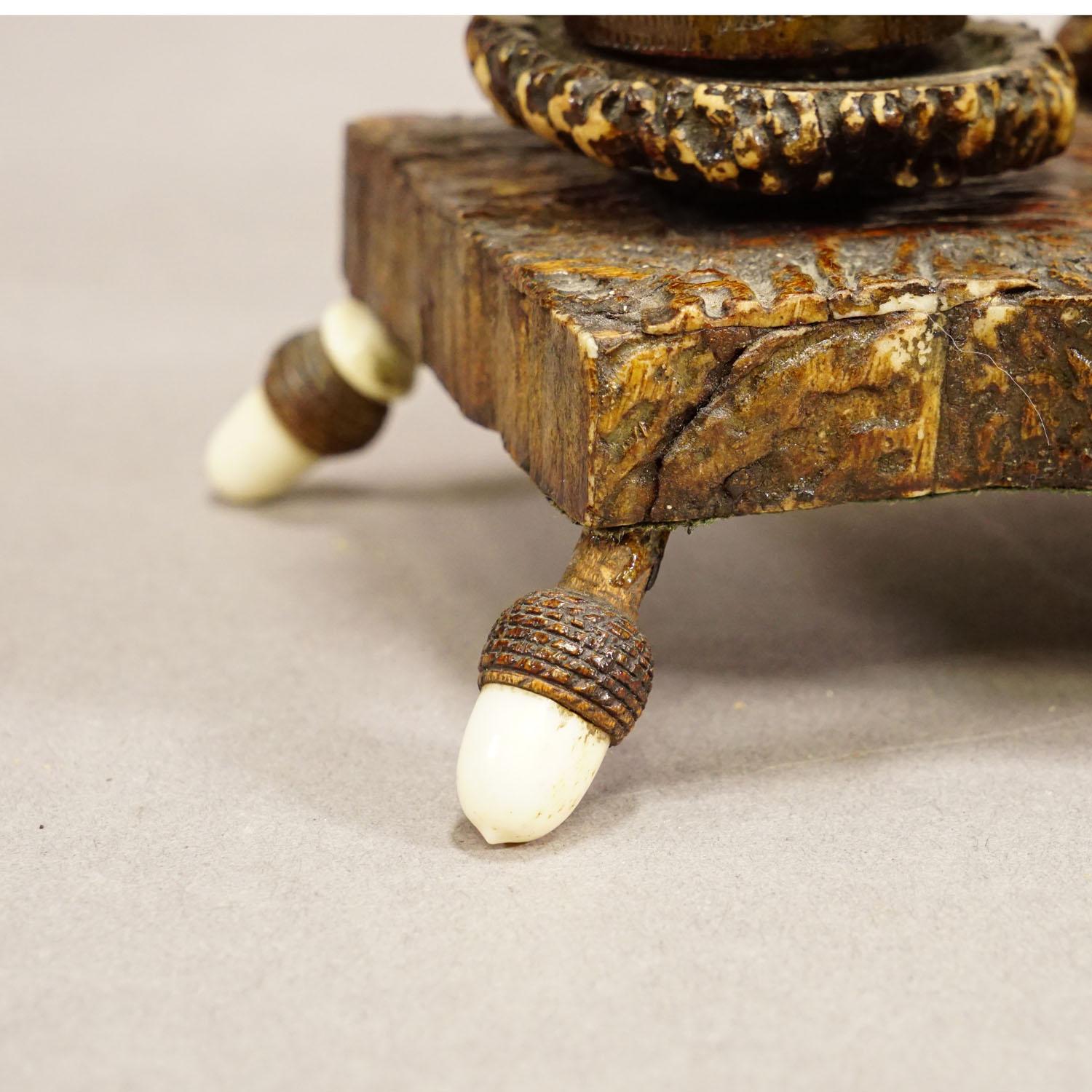 Rare Antler Desk Standish with Elaborate Carvings, Germany ca. 1840 For Sale 3
