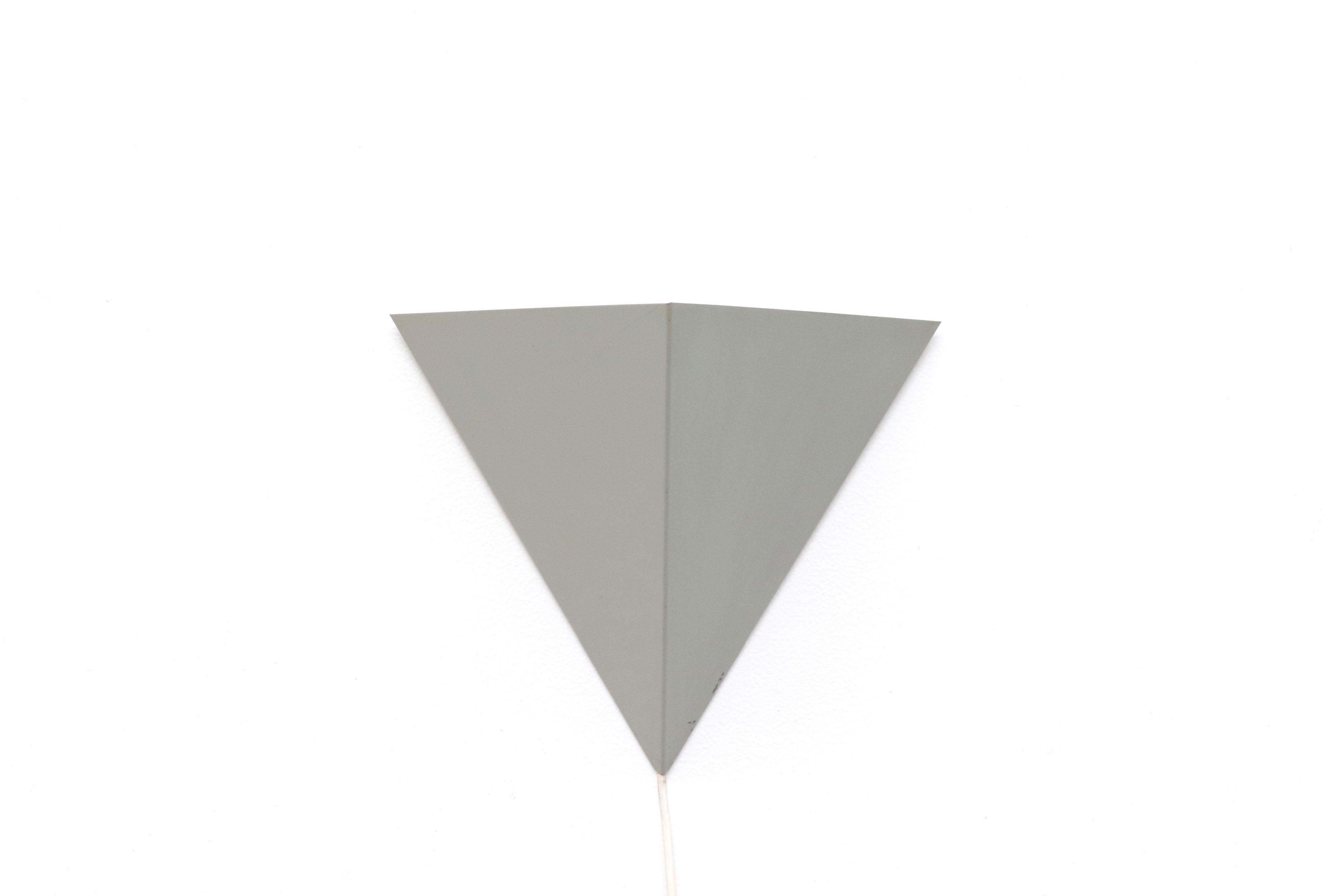 Mid-Century Modern Rare Anvia Sleek Gray Enameled Aluminum Triangular Wall Sconce For Sale