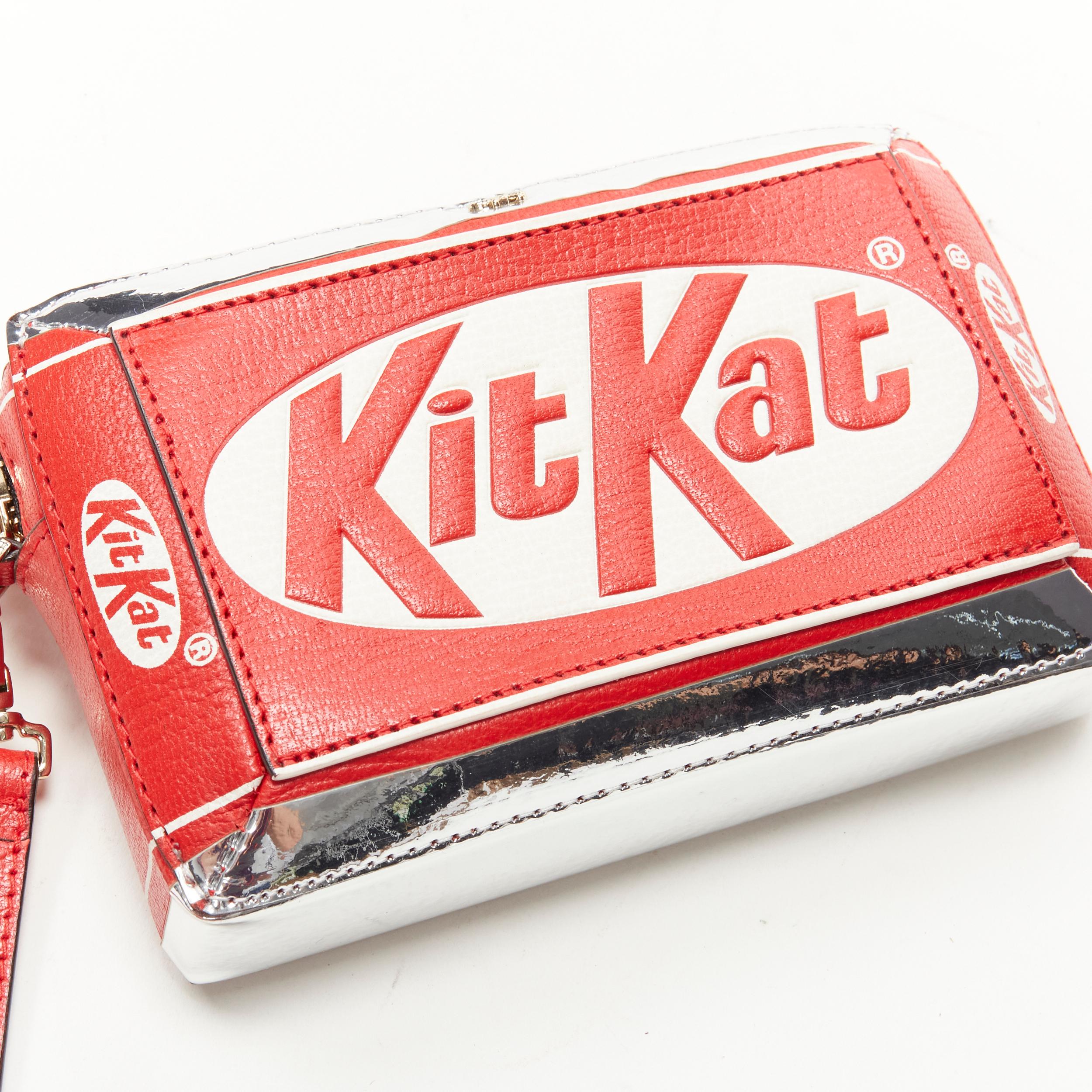 rare ANYA HINDMARCH Kit Kat red leather tassel zip pouch clutch bag In Excellent Condition In Hong Kong, NT