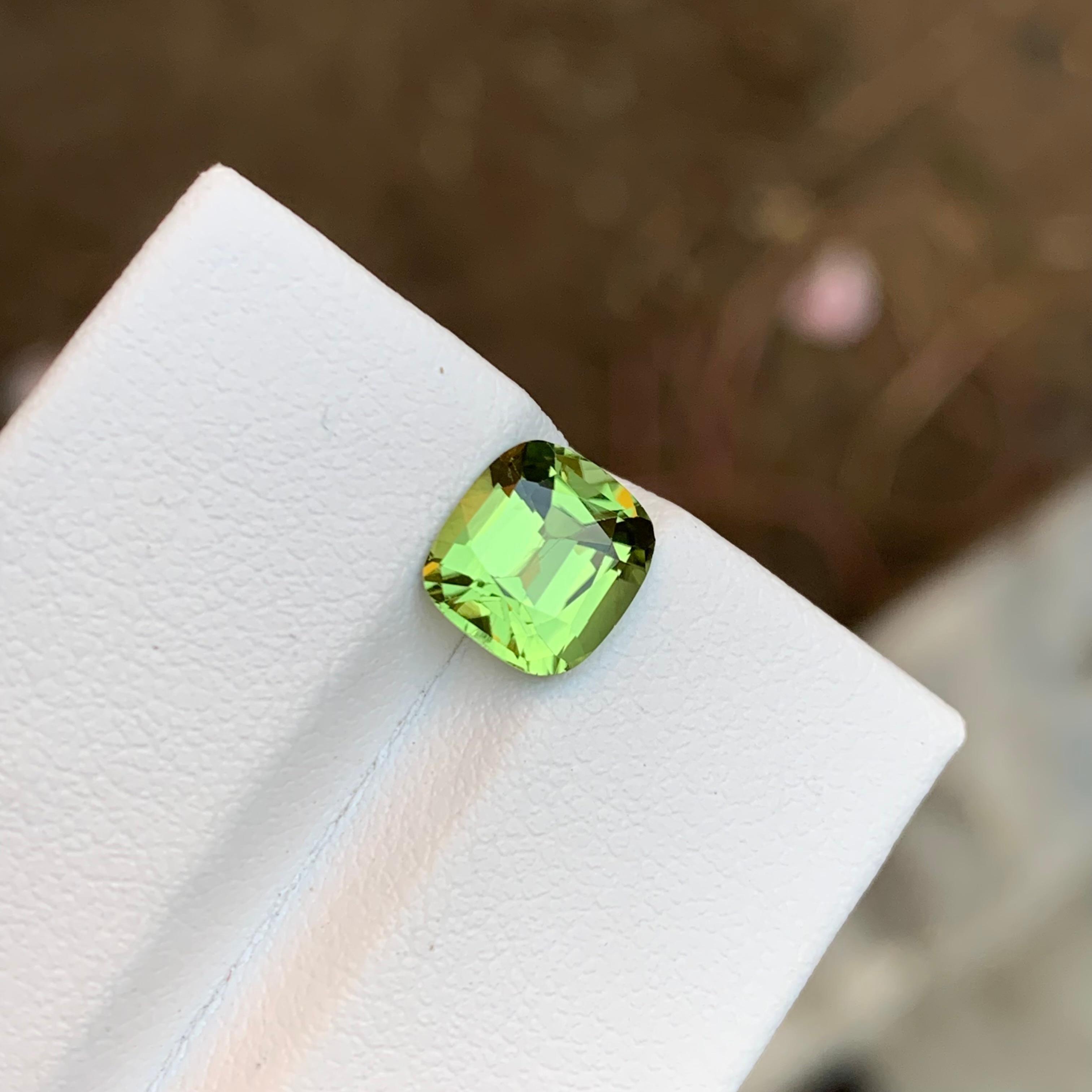 Women's or Men's Rare Apple Green Natural Tourmaline Gemstone 1.90 Ct Square Cushion Cut for Ring For Sale