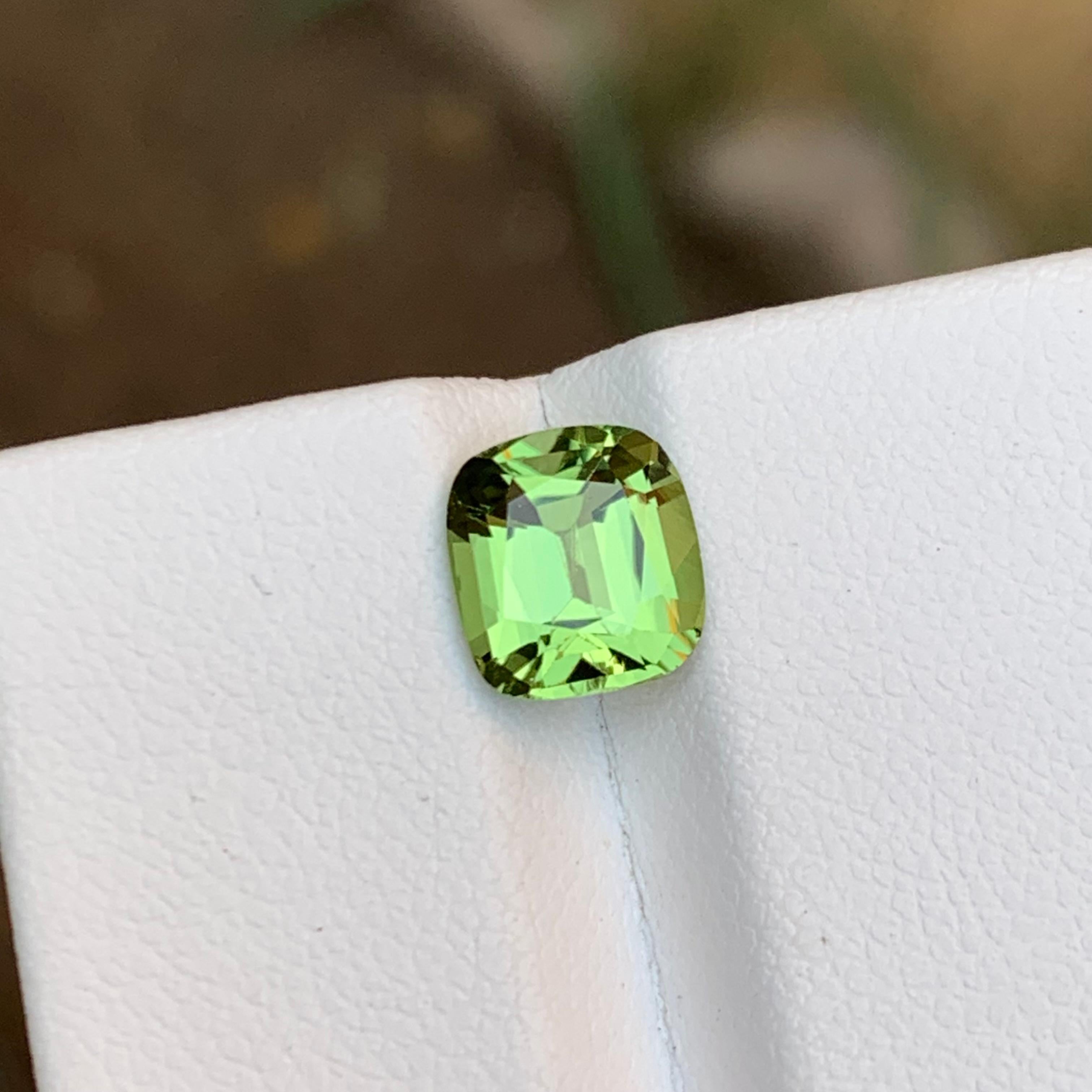Rare Apple Green Natural Tourmaline Gemstone 1.90 Ct Square Cushion Cut for Ring For Sale 2
