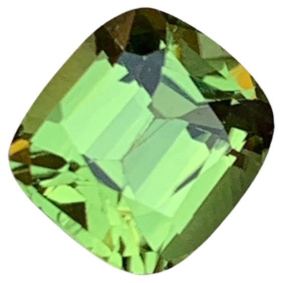 Rare Apple Green Natural Tourmaline Gemstone 1.90 Ct Square Cushion Cut for Ring For Sale