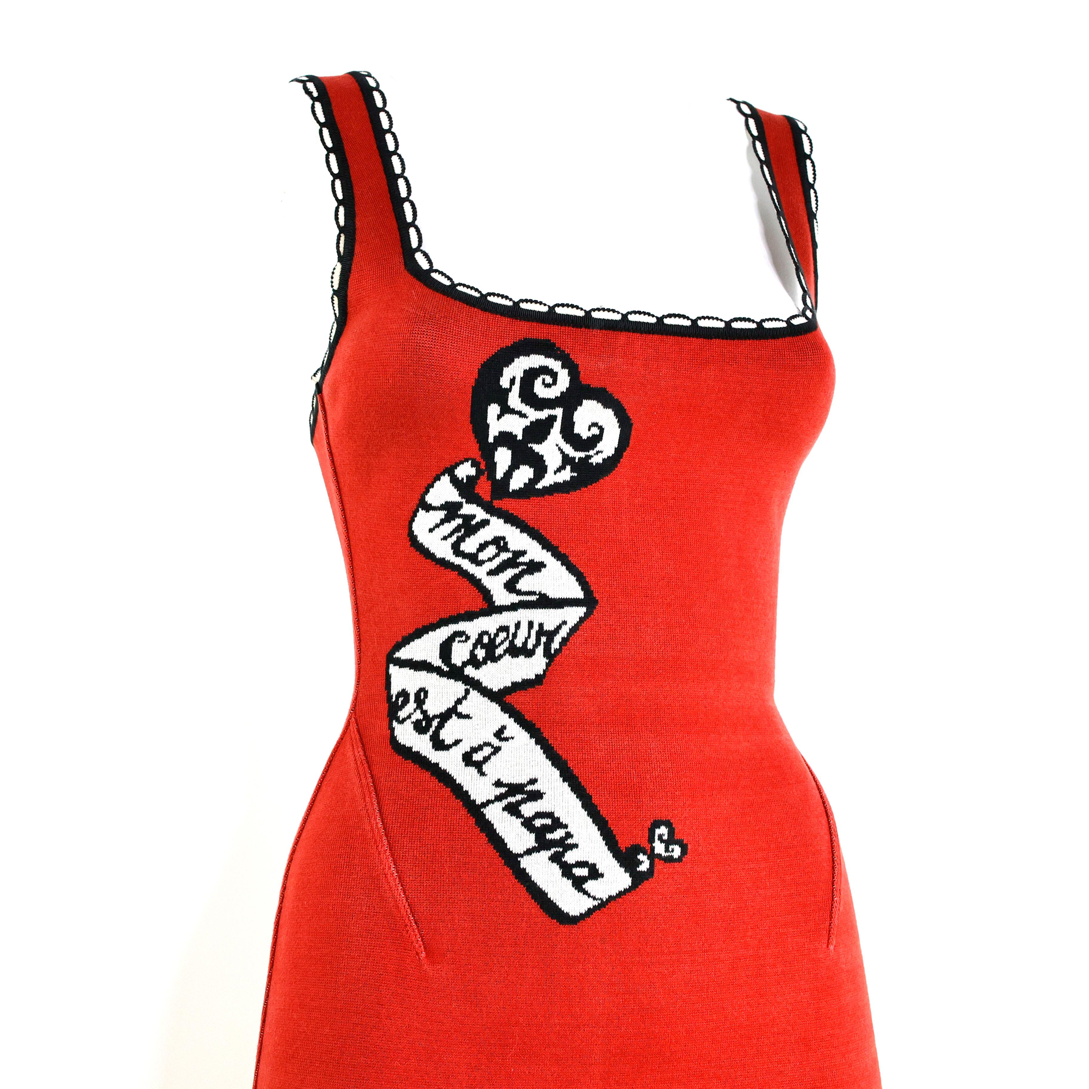 Rare Archive Alaïa S/S 1992 “Mon Coeur est à Papa” Knit Bodycon Mini Dress In Good Condition In Bressanone, Trentino-Alto Adige