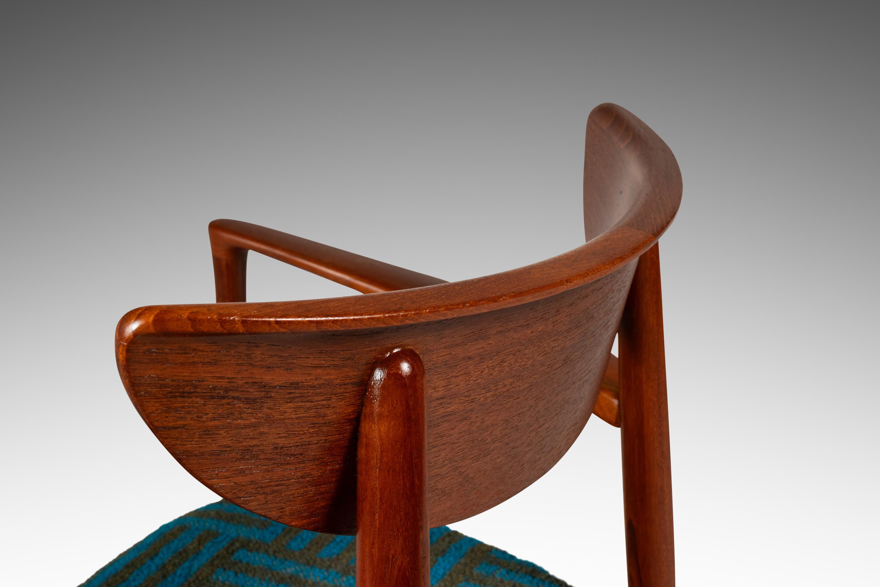 Rara sedia da tavolo e da braccio, Harry Østergaard, Randers Møbelfabrik, Danimarca, anni '60 circa in vendita 4