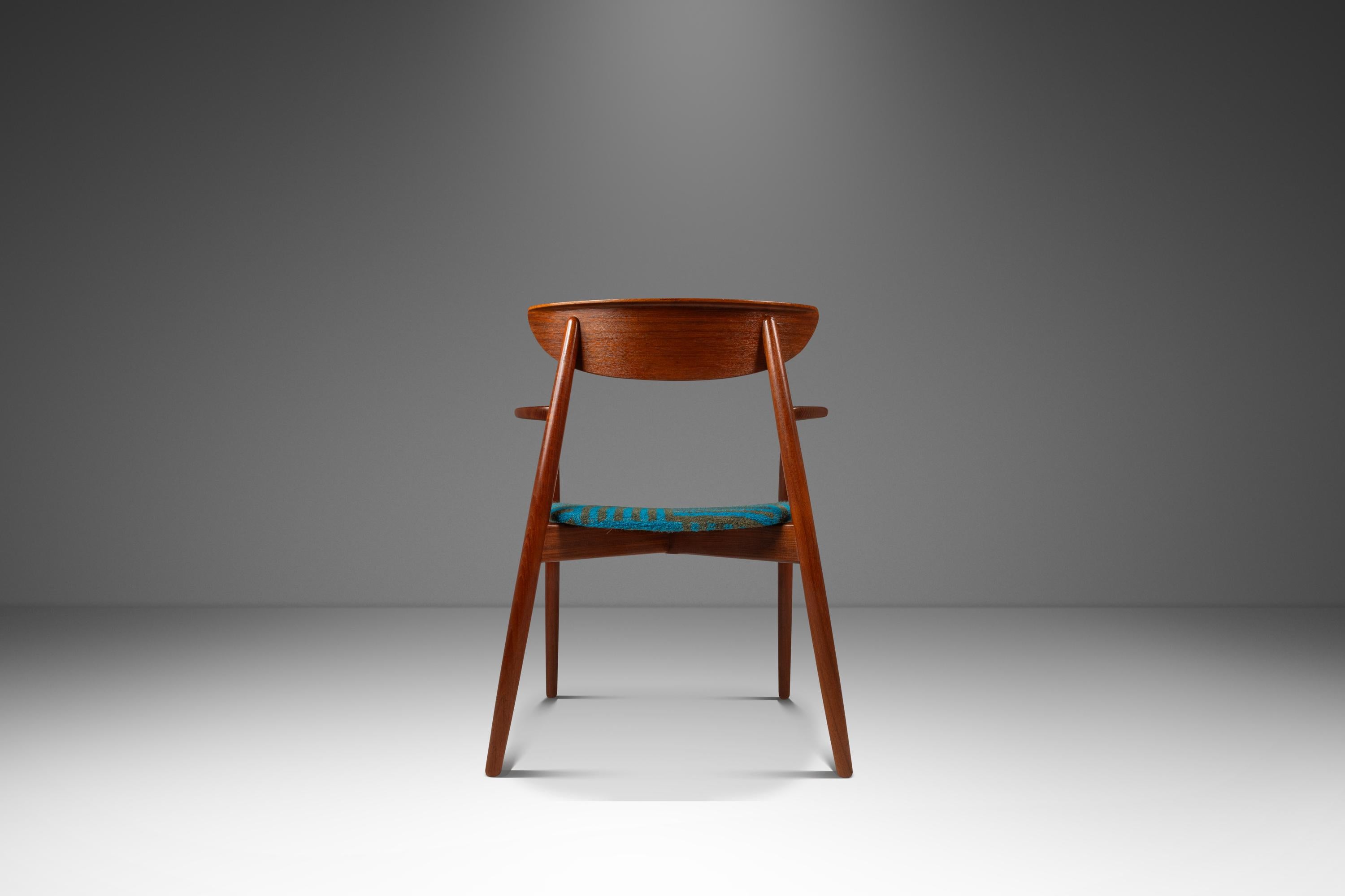 Rara sedia da tavolo e da braccio, Harry Østergaard, Randers Møbelfabrik, Danimarca, anni '60 circa In condizioni buone in vendita a Deland, FL