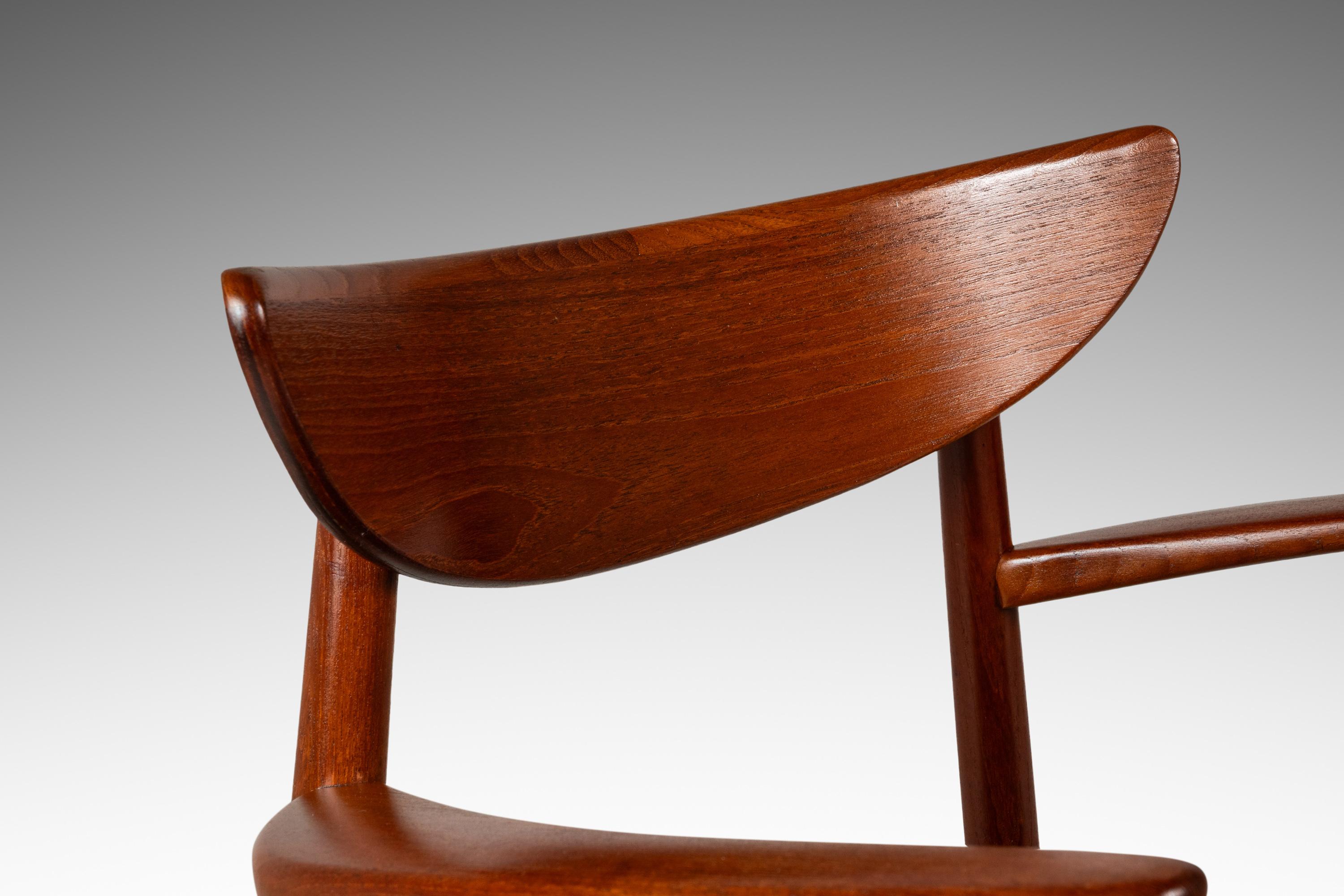 Rara sedia da tavolo e da braccio, Harry Østergaard, Randers Møbelfabrik, Danimarca, anni '60 circa in vendita 1