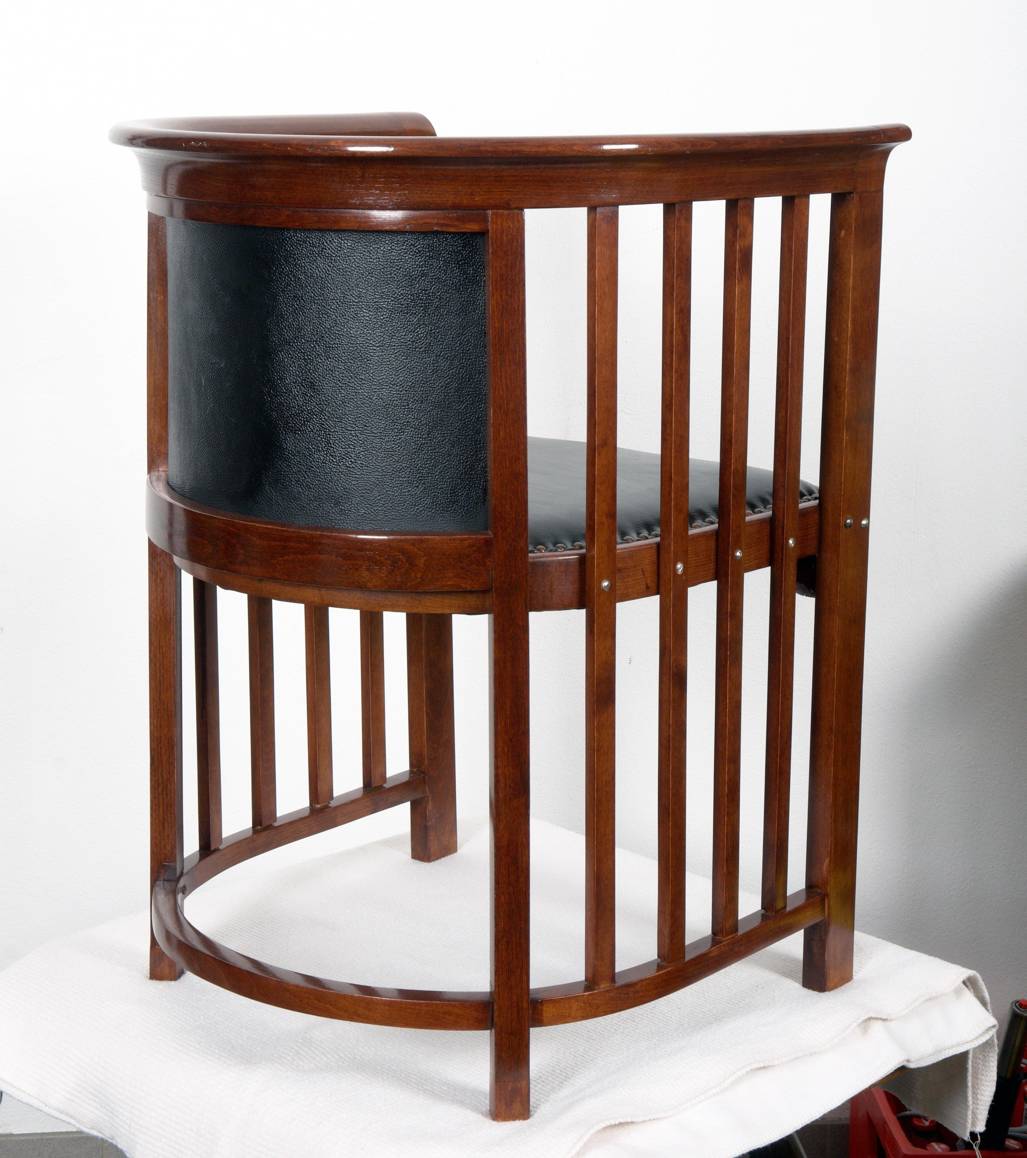 Rare Armchair by Josef Hoffmann In Good Condition For Sale In Vienna, AT