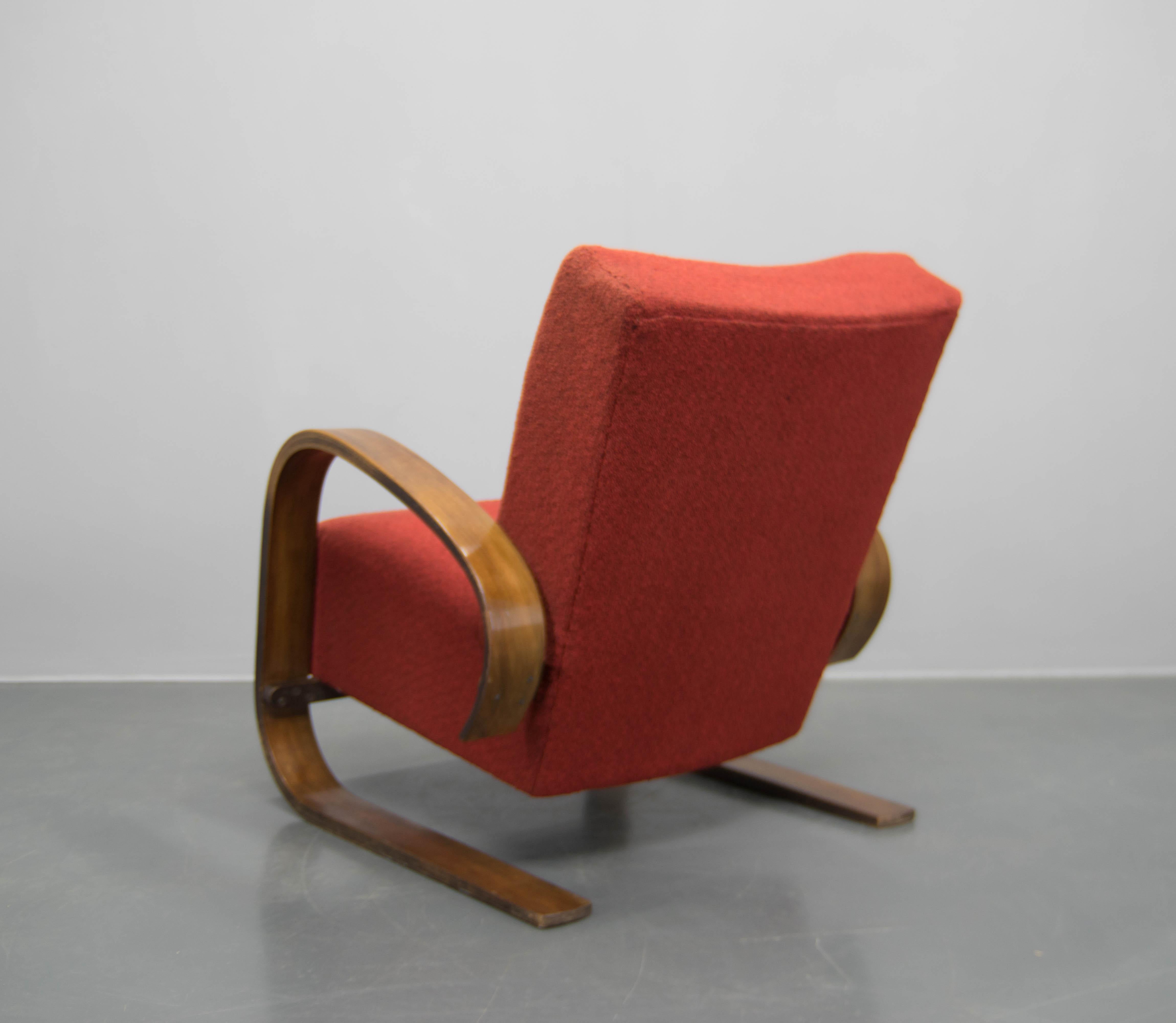 Mid-20th Century Rare Armchair in Alvar Alto Style by Navratil, 1930s, Labeled For Sale