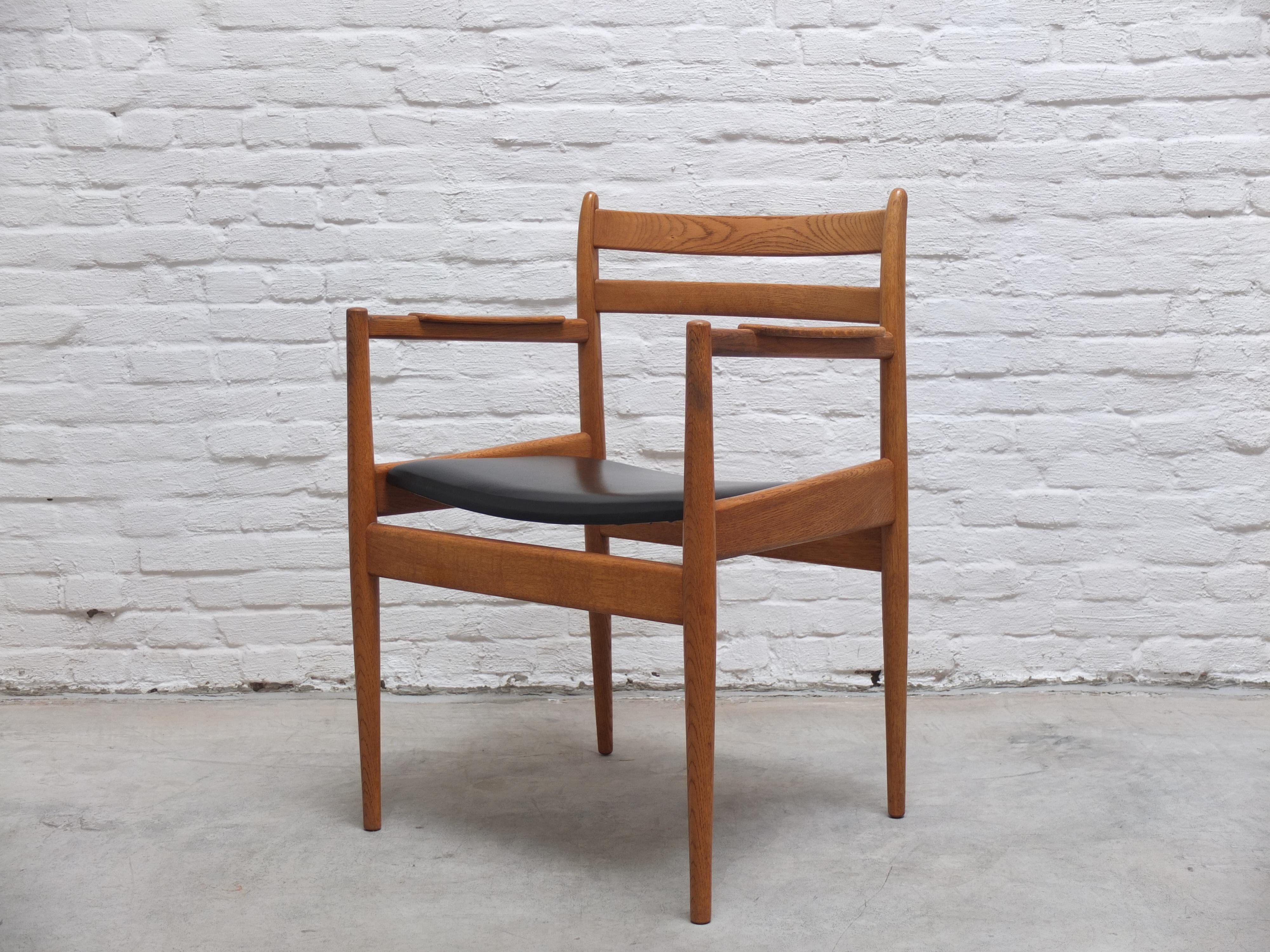 Seltener Sessel aus Eiche von Jos De Mey für Van Den Berghe-Pauvers, 1960er Jahre im Angebot 1