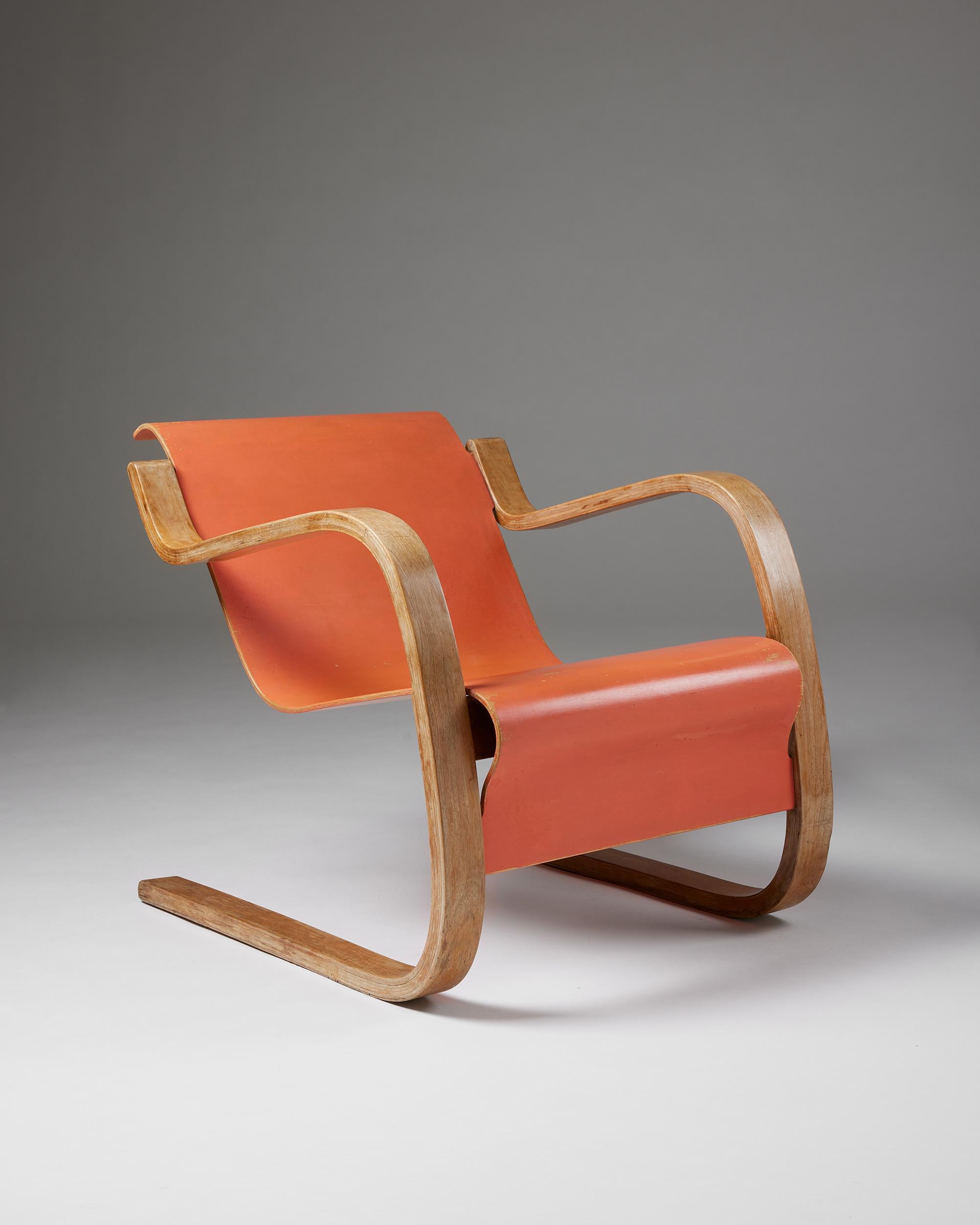 Rare armchair 'Small Paimio' model 42 designed by Alvar Aalto,
Finland, 1932.

Painted birch veneer and bent plywood.

Stamped.

H: 61.5 cm
W: 60.5 cm
D: 78 cm
SH: 37 cm
AH: 57 cm

Alvar Aalto was a Finnish architect and designer. His