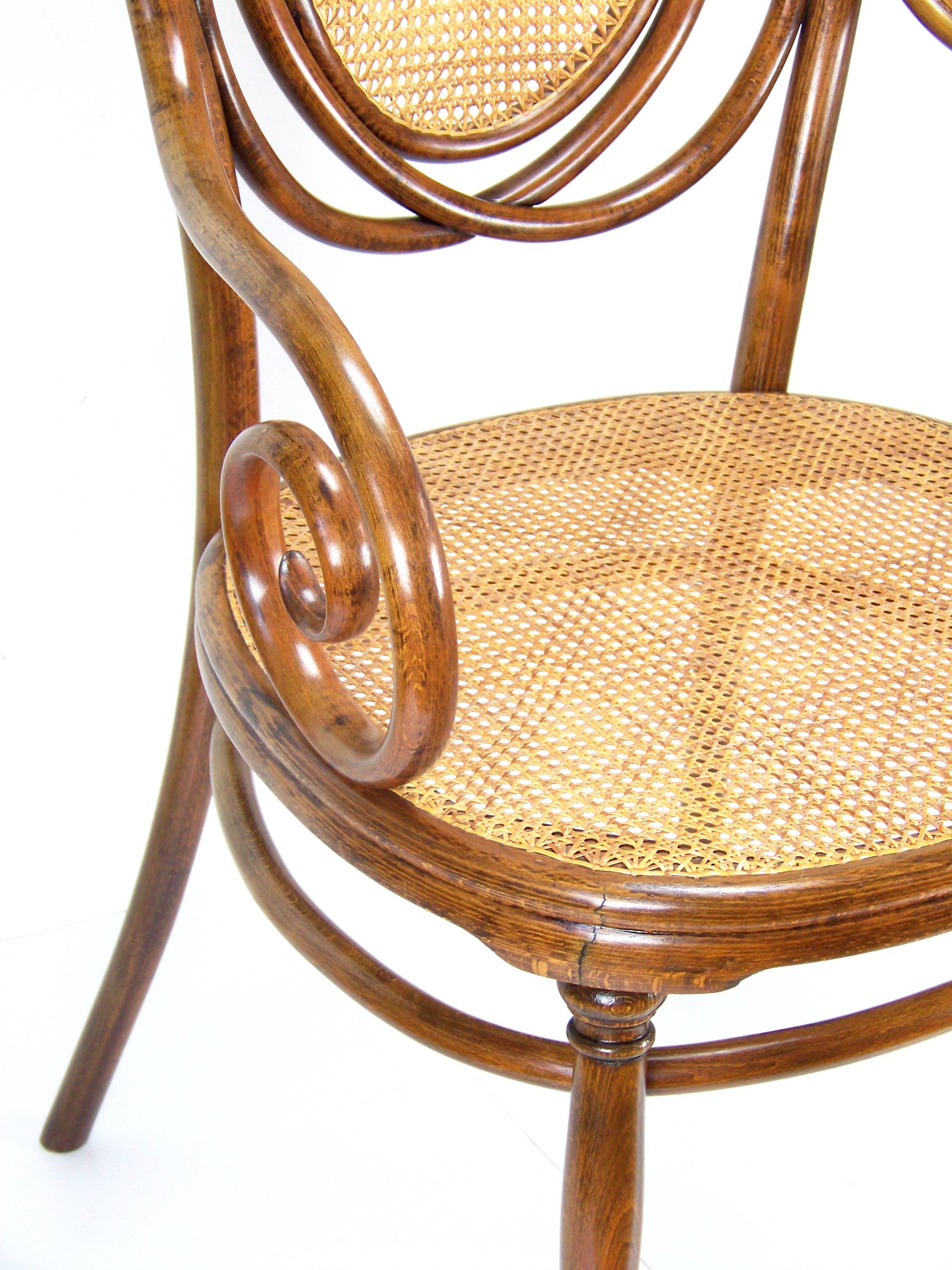 Seltener Sessel Thonet Nr. 22, ca. 1887-1910 (Buchenholz) im Angebot