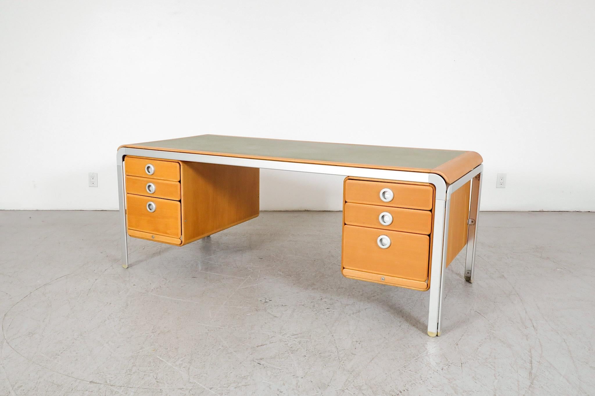 Danish Rare Arne Jacobsen 'Djob' Writing Desk, 1971 For Sale