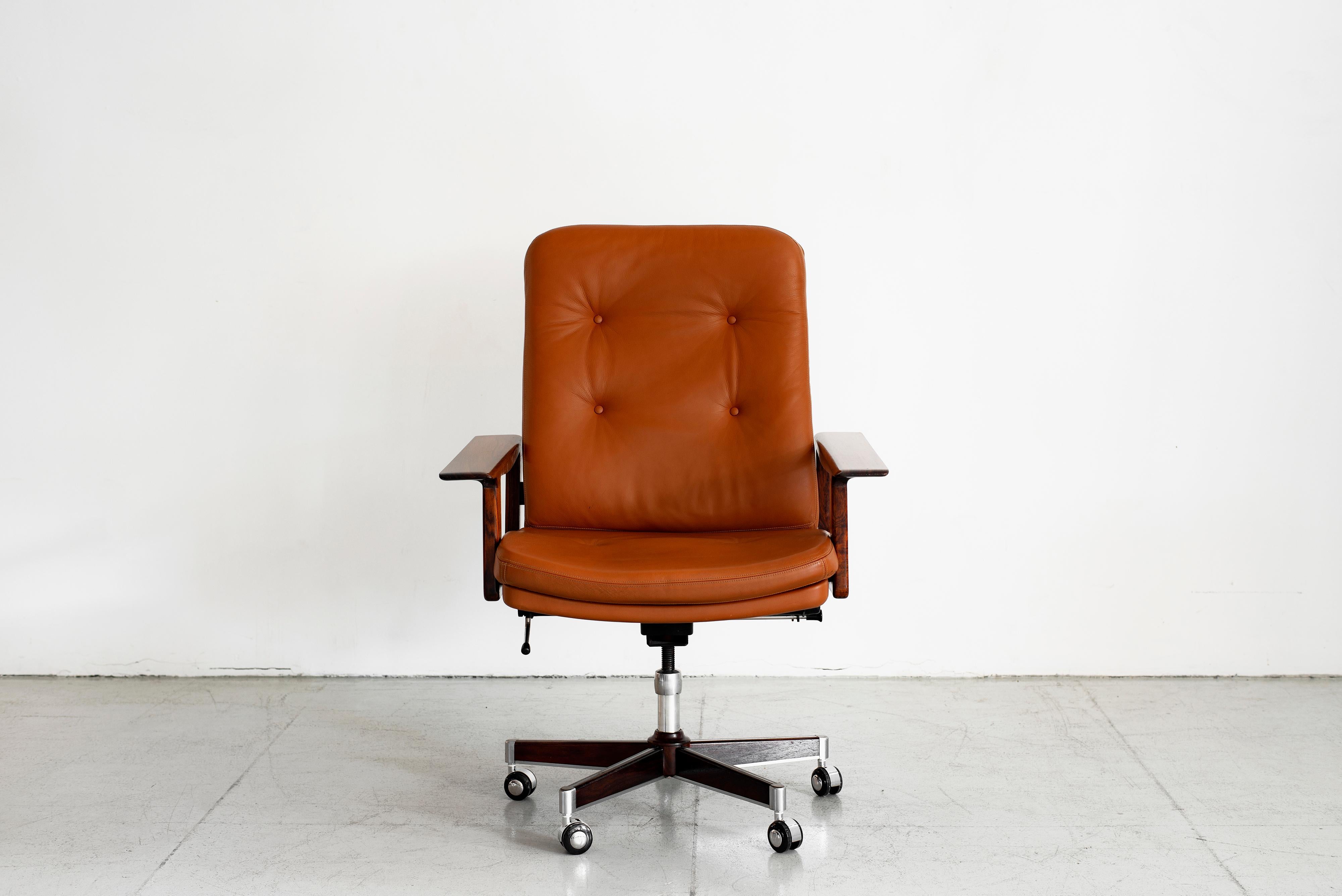 Rare Arne Vodder Office Chair In Good Condition In Beverly Hills, CA