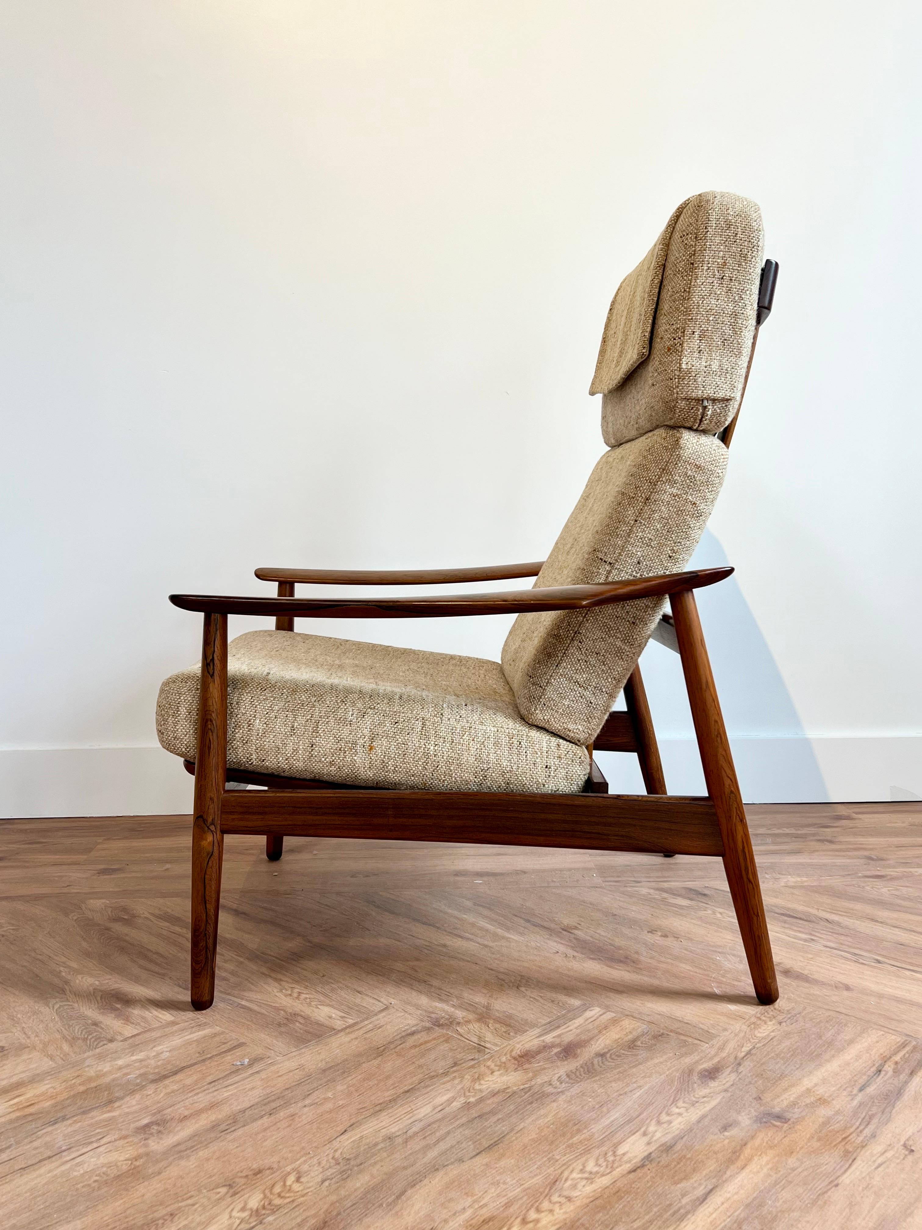 Scandinavian Modern Rare Arne Vodder Rosewood FD164 Adjustable Lounge Chair c1960s For Sale