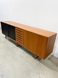 Rare buffet en teck Arne Vodder