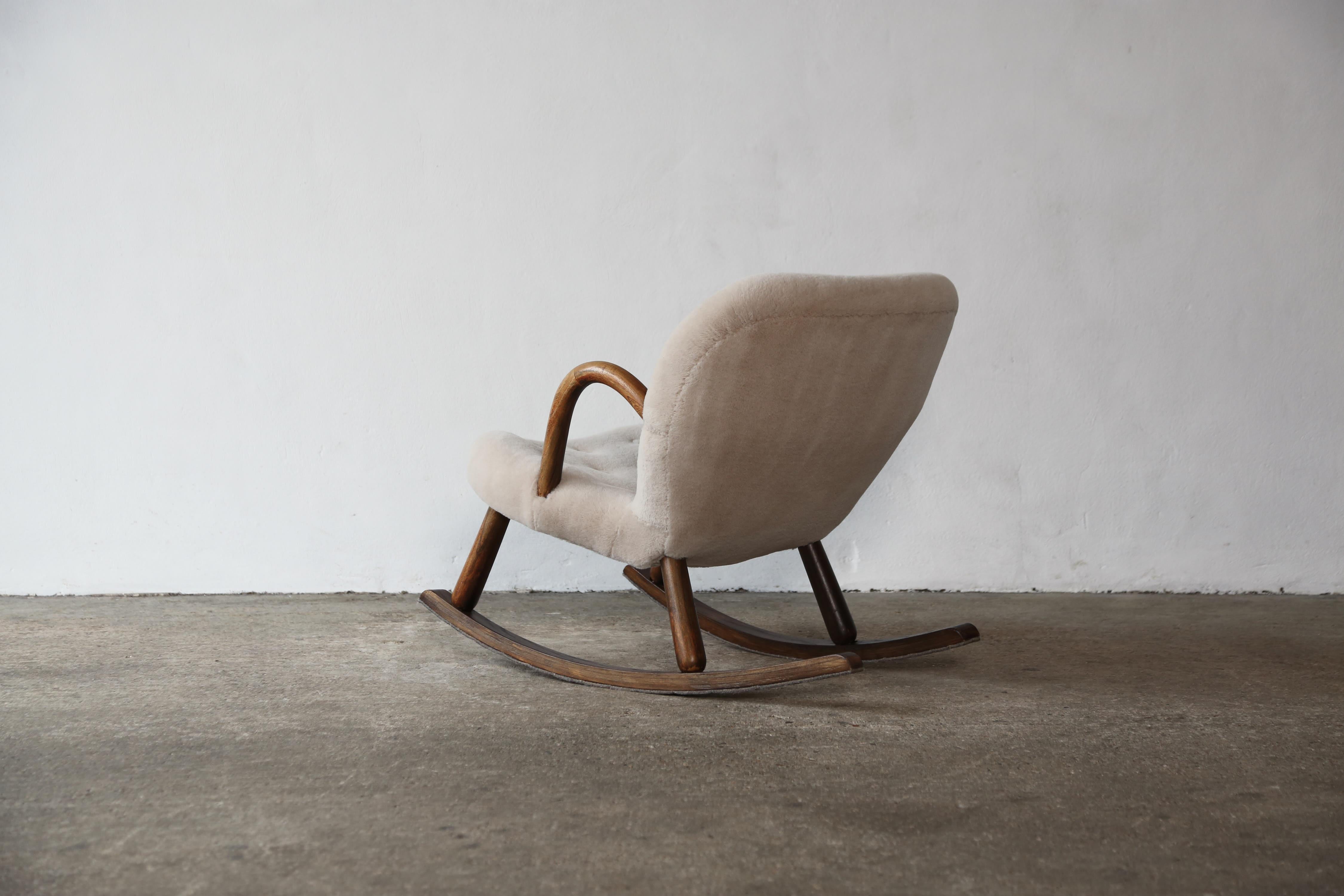 Rare Arnold Madsen Clam Rocking Chair, Newly Upholstered in Alpaca, 1950s For Sale 6