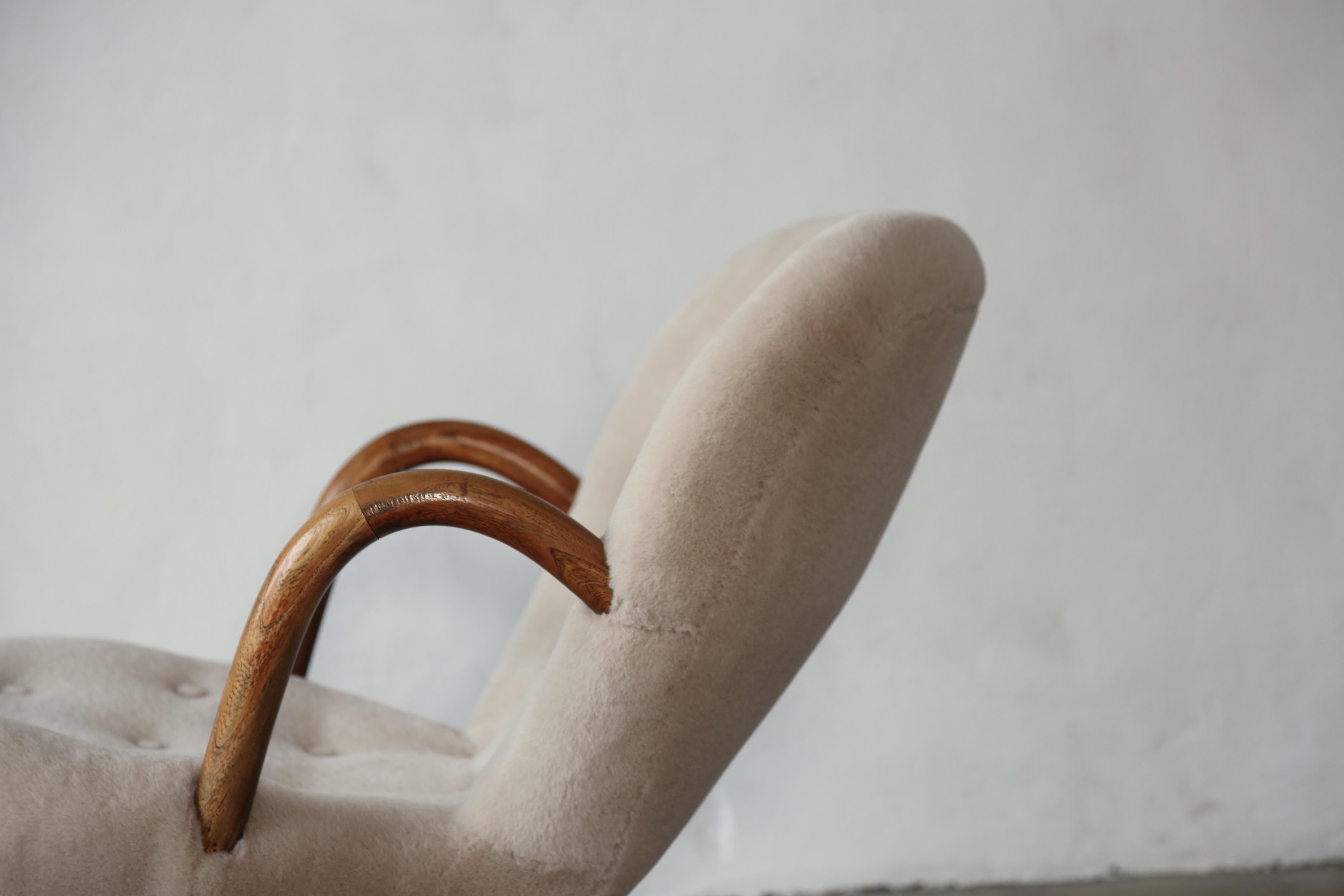 Rare Arnold Madsen Clam Rocking Chair, Newly Upholstered in Alpaca, 1950s For Sale 10