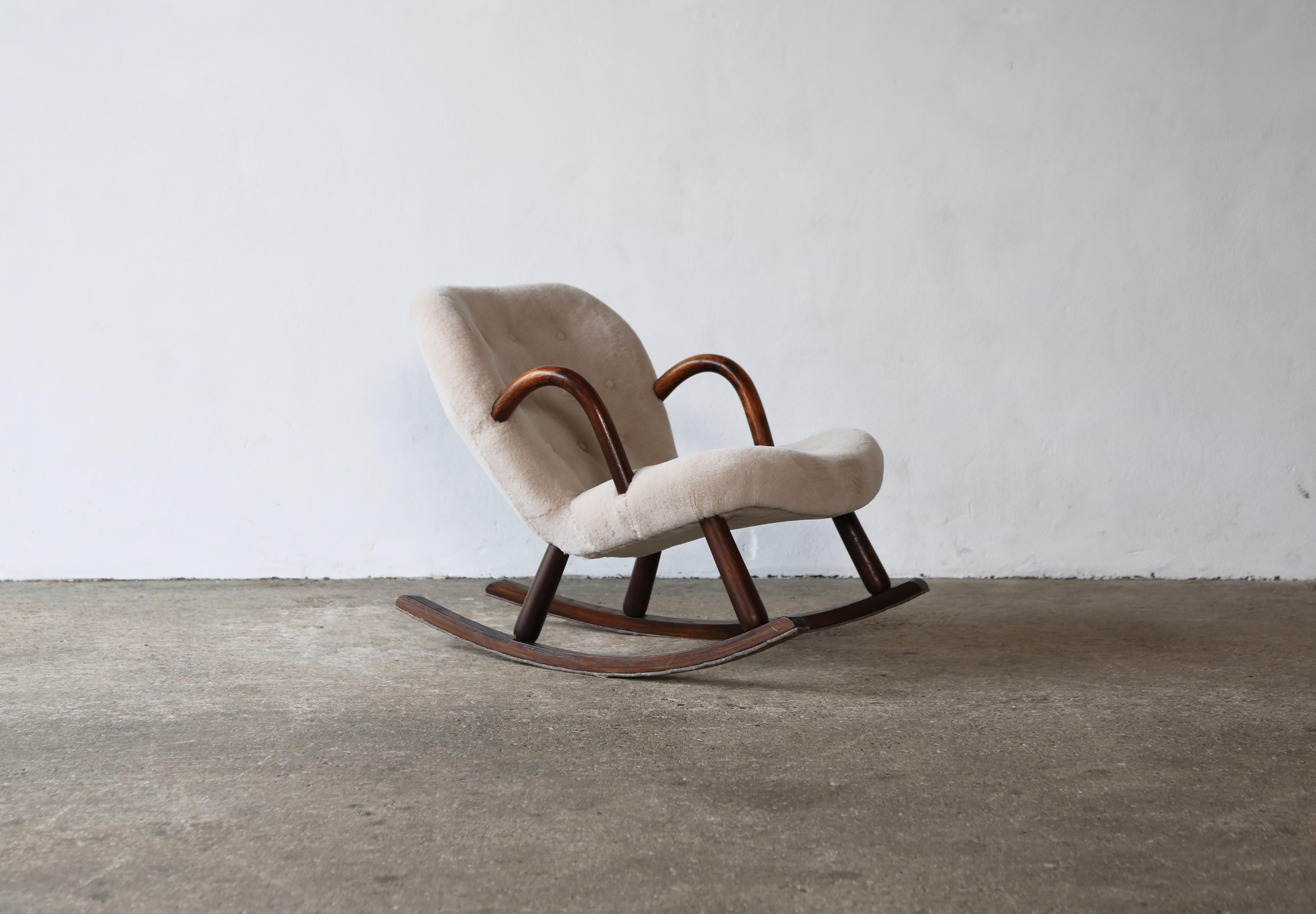 Rare Arnold Madsen Clam Rocking Chair, Newly Upholstered in Alpaca, 1950s For Sale 13