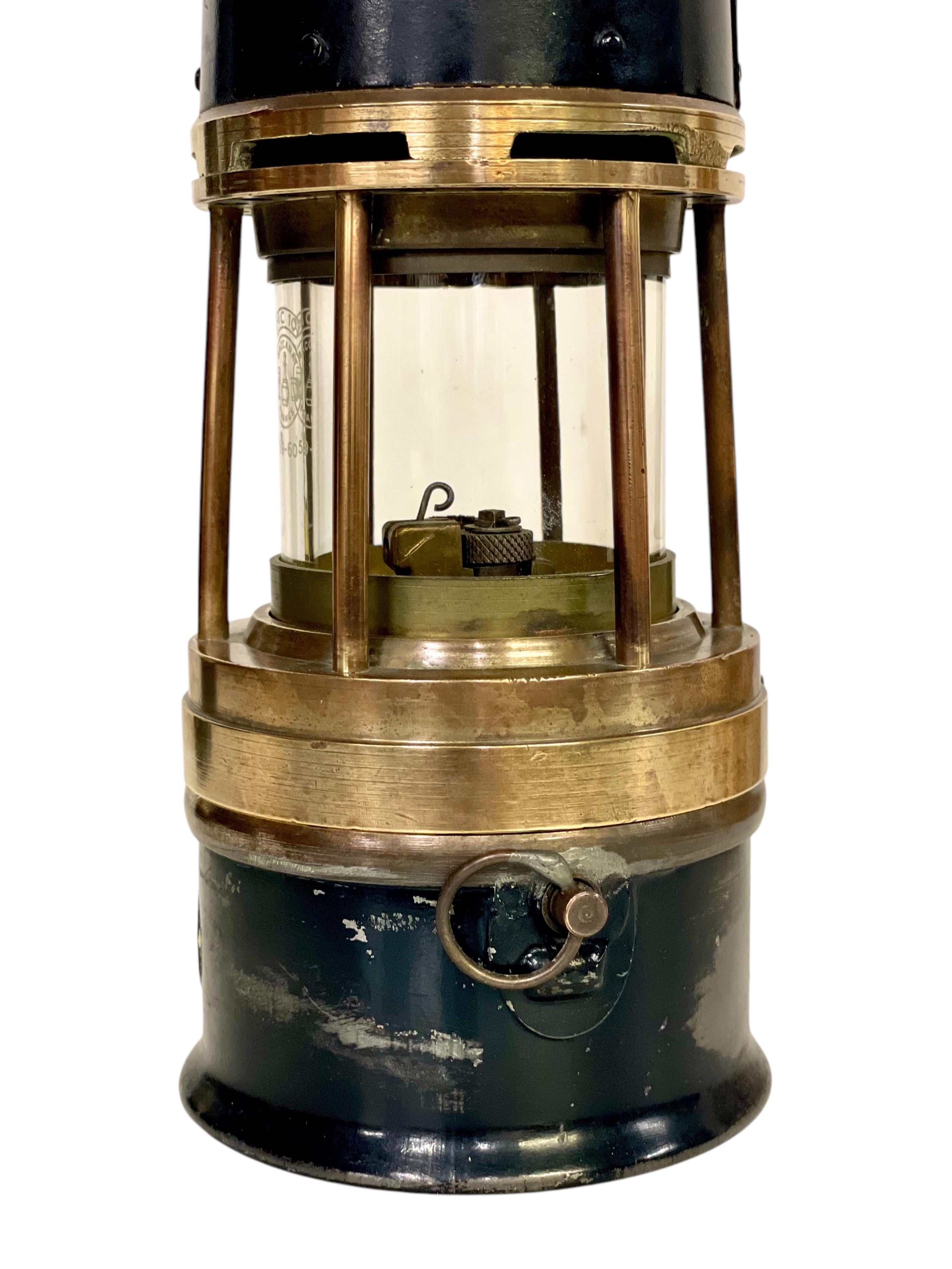 Seltene ARRAS Minerlampen mit Baccarat-Kristall, frühes 20. Jahrhundert im Angebot 10