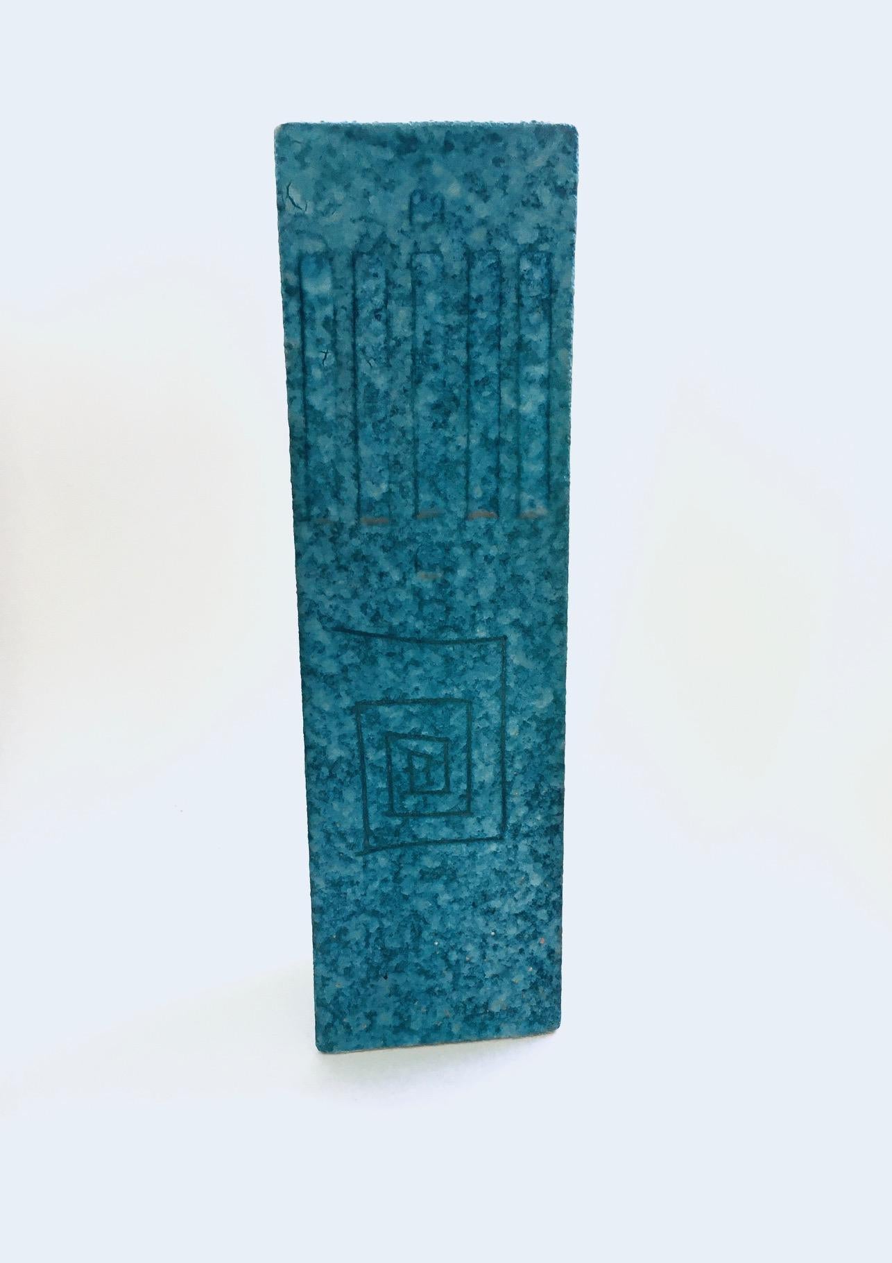 Italian RARE Art Ceramics Sgraffito Triangular Vase by Alvino Bagni for Raymor For Sale