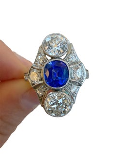 Rare Art Deco, 1.66 Carats Kashmir Sapphire and Diamond Ring