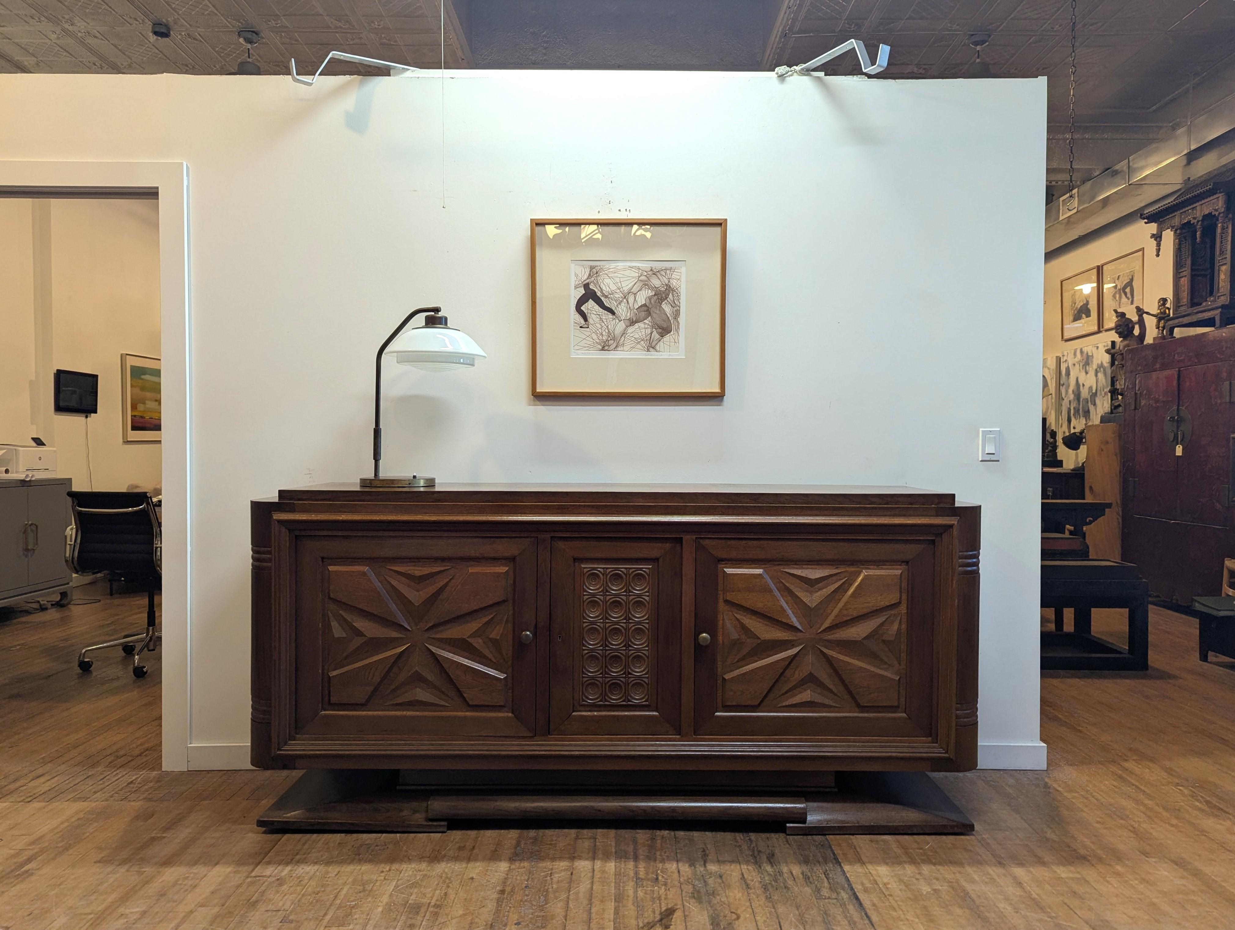 Rara lámpara de sobremesa Art Decó Bauhaus alemana Zenith de latón y cristal en venta 13