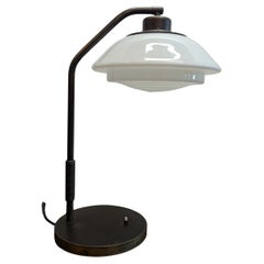 Rare lampe de table Art Déco Bauhaus allemande Zenith en laiton et verre